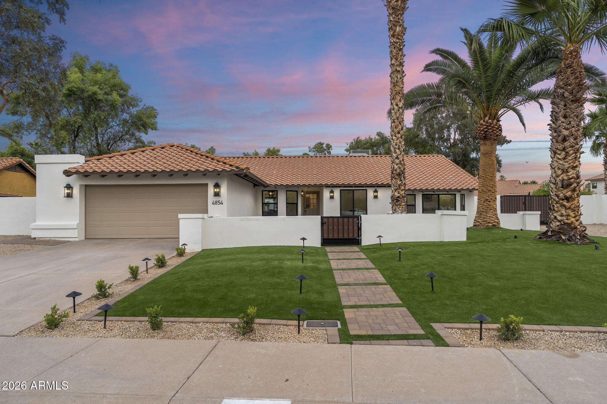 4854 E BLANCHE Drive