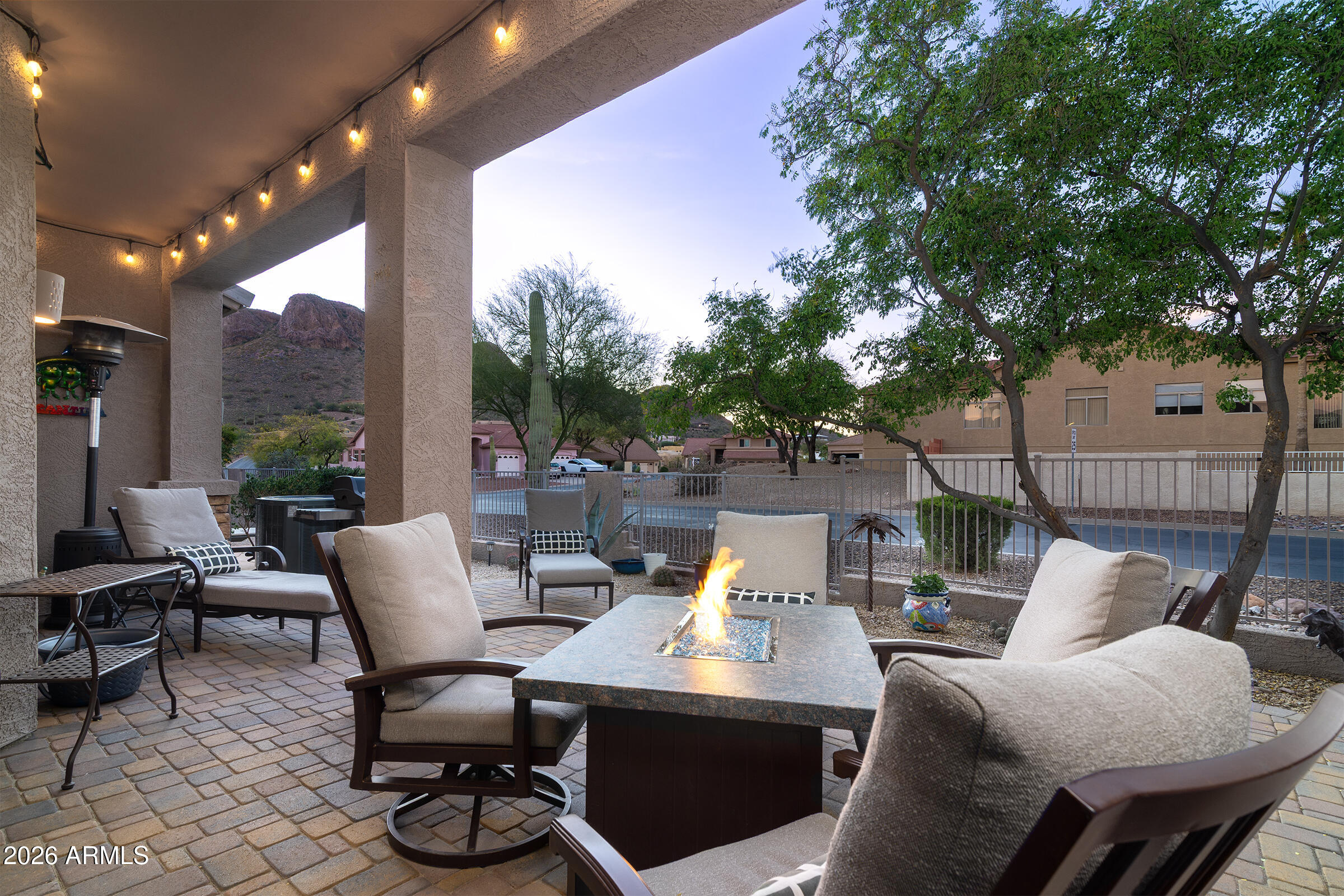 10204 E Dinosaur Ridge Road