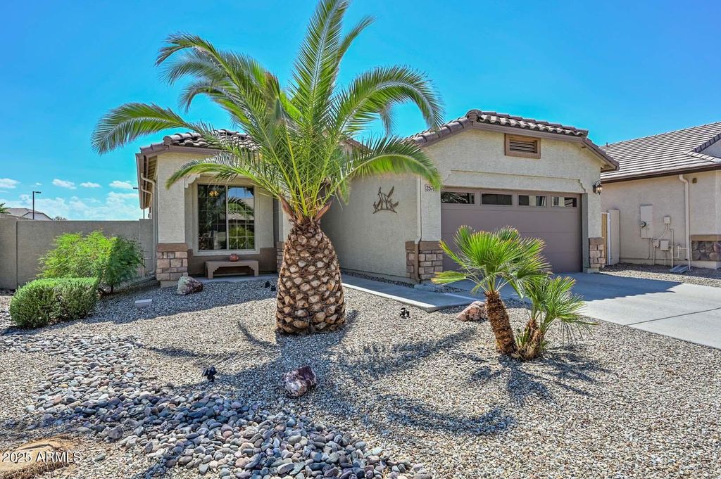 Photo of 25761 W Pleasant Lane, Buckeye, AZ 85326 (MLS # 6919907)