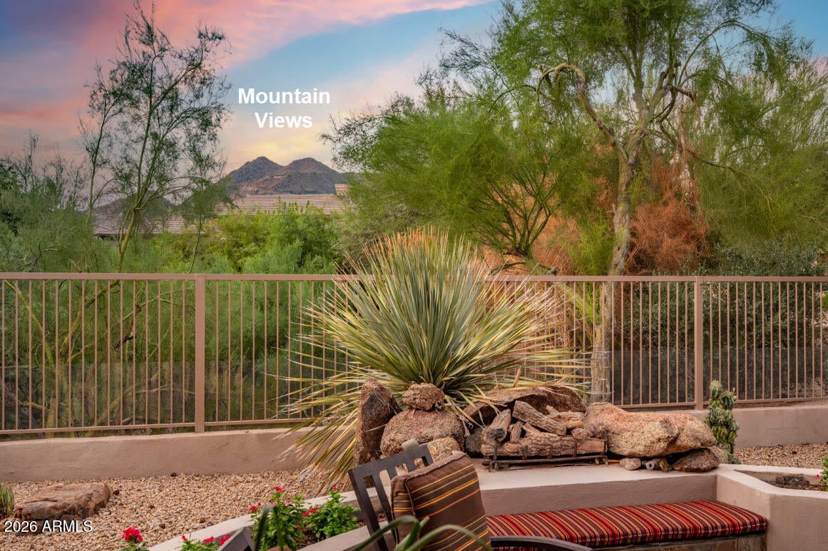 6392 E SENITA Circle