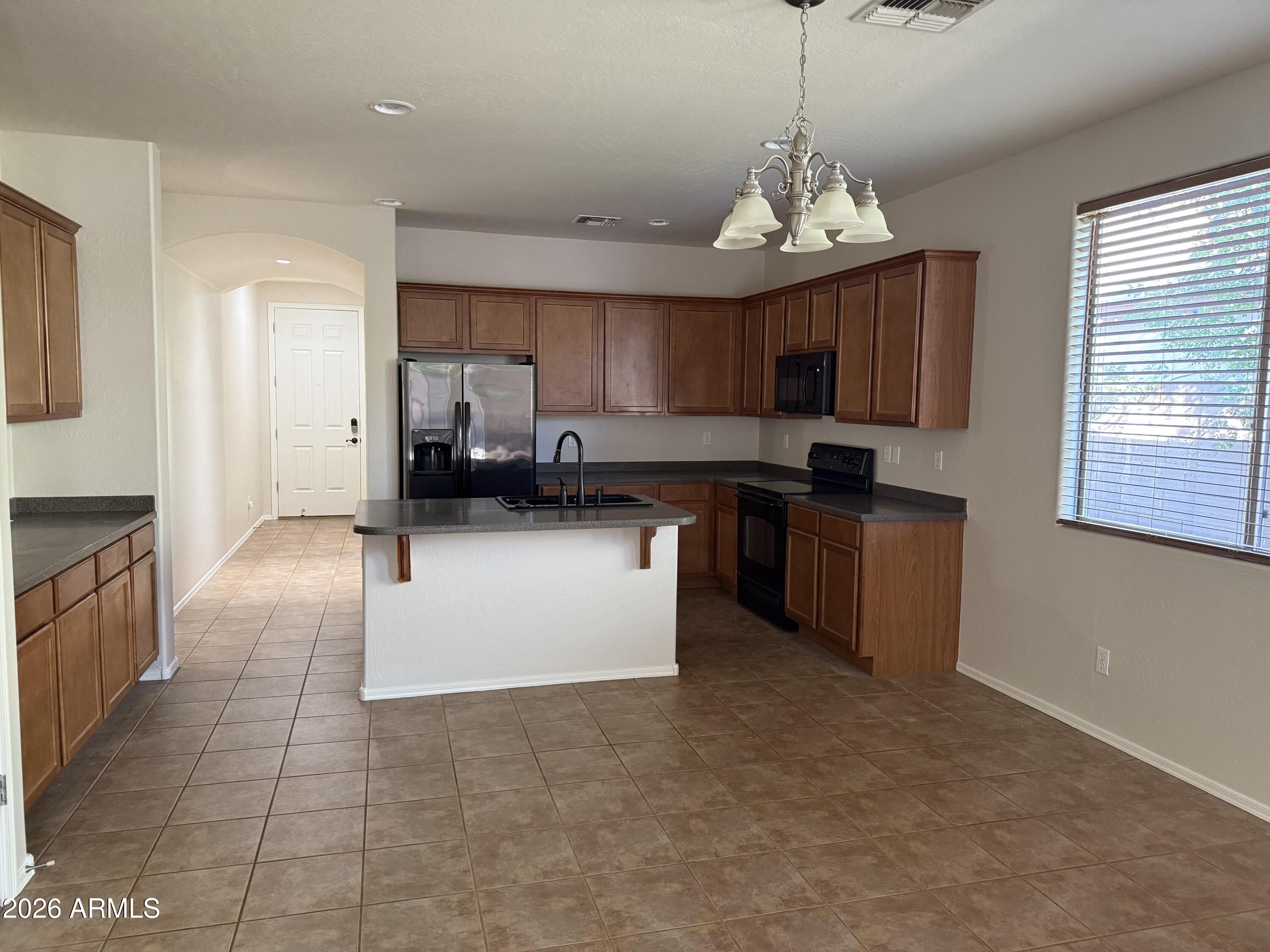 2667 E CANYON CREEK Drive