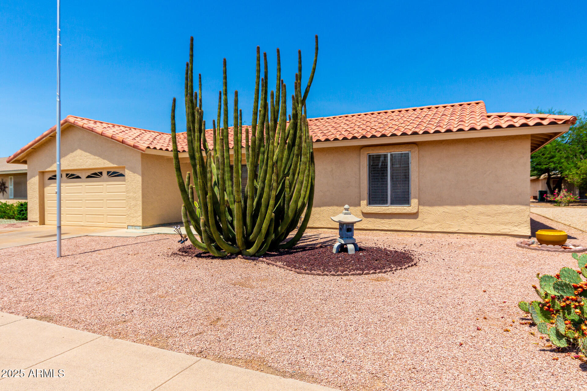 834 LEISURE WORLD --