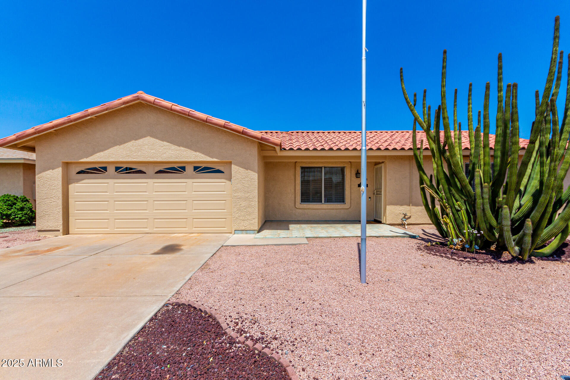 834 LEISURE WORLD --