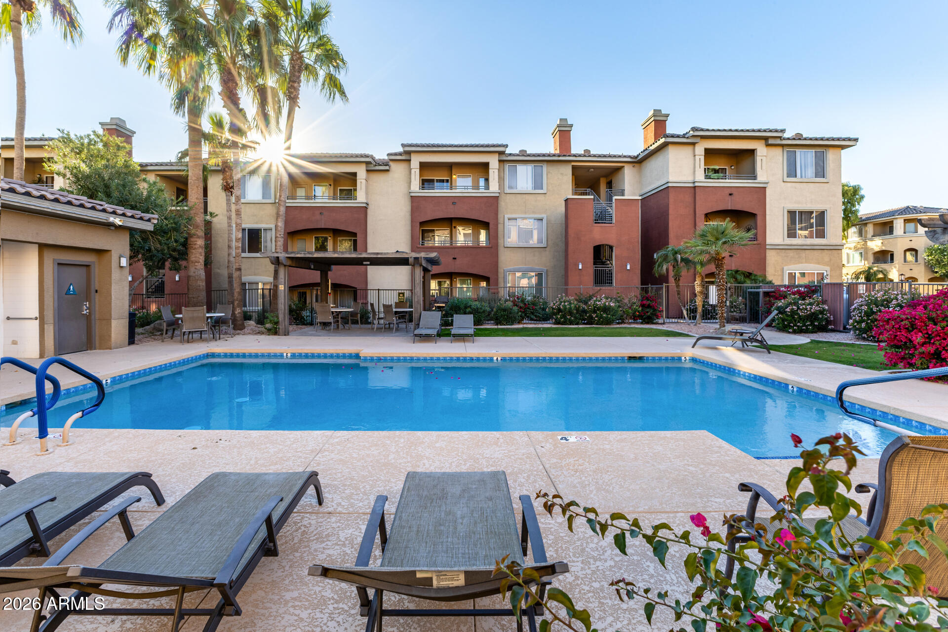 5401 E VAN BUREN Street 1062