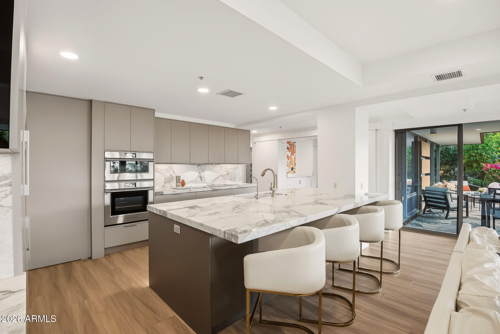 7141 E Rancho Vista Drive 6008