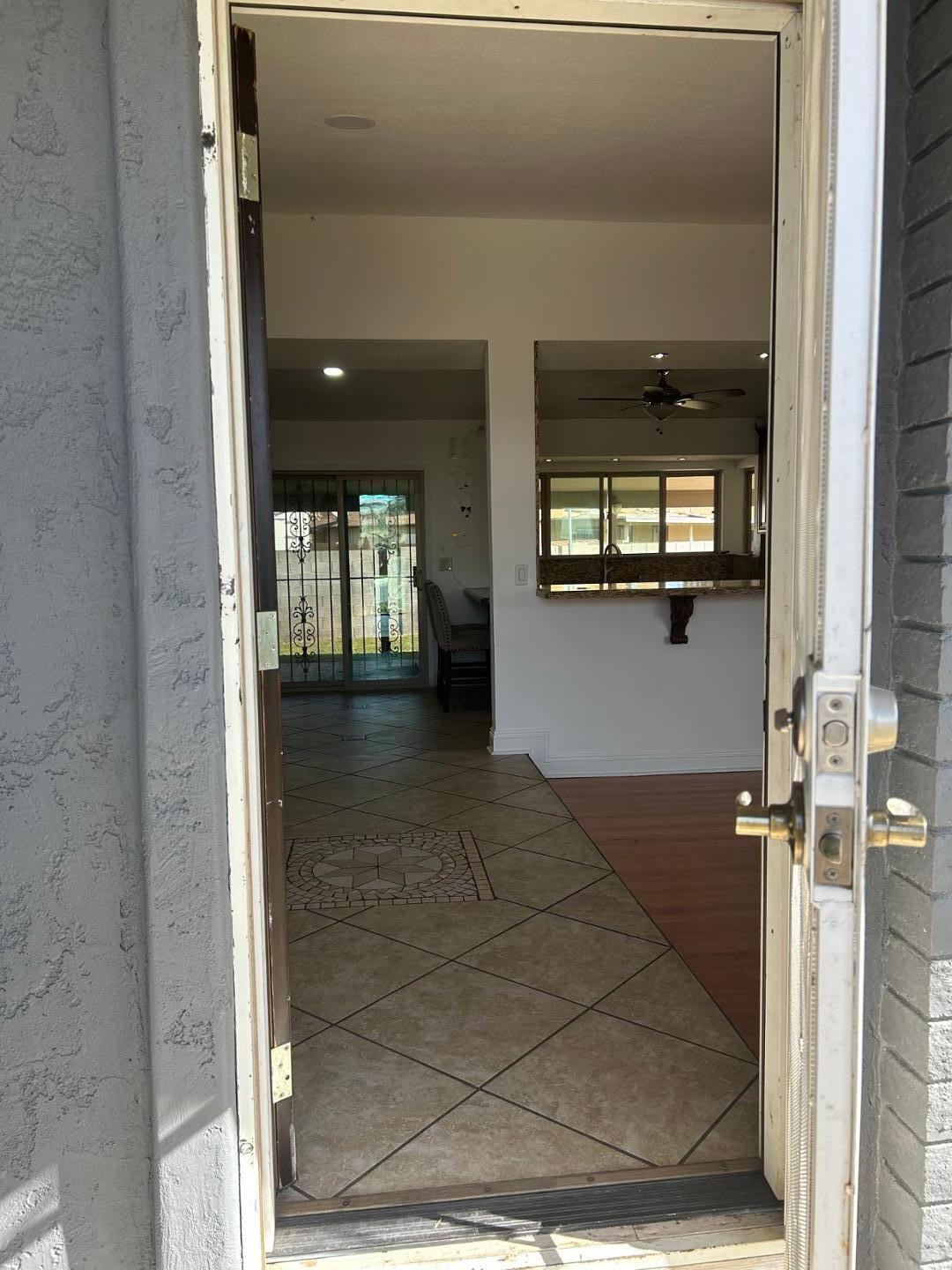 6916 W Georgia Avenue