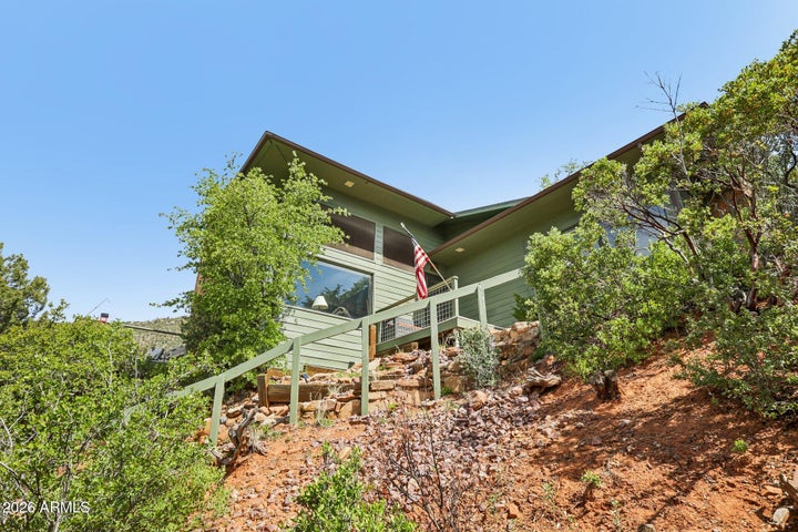 1-web-or-mls-Canyon Vista d-S2204-001