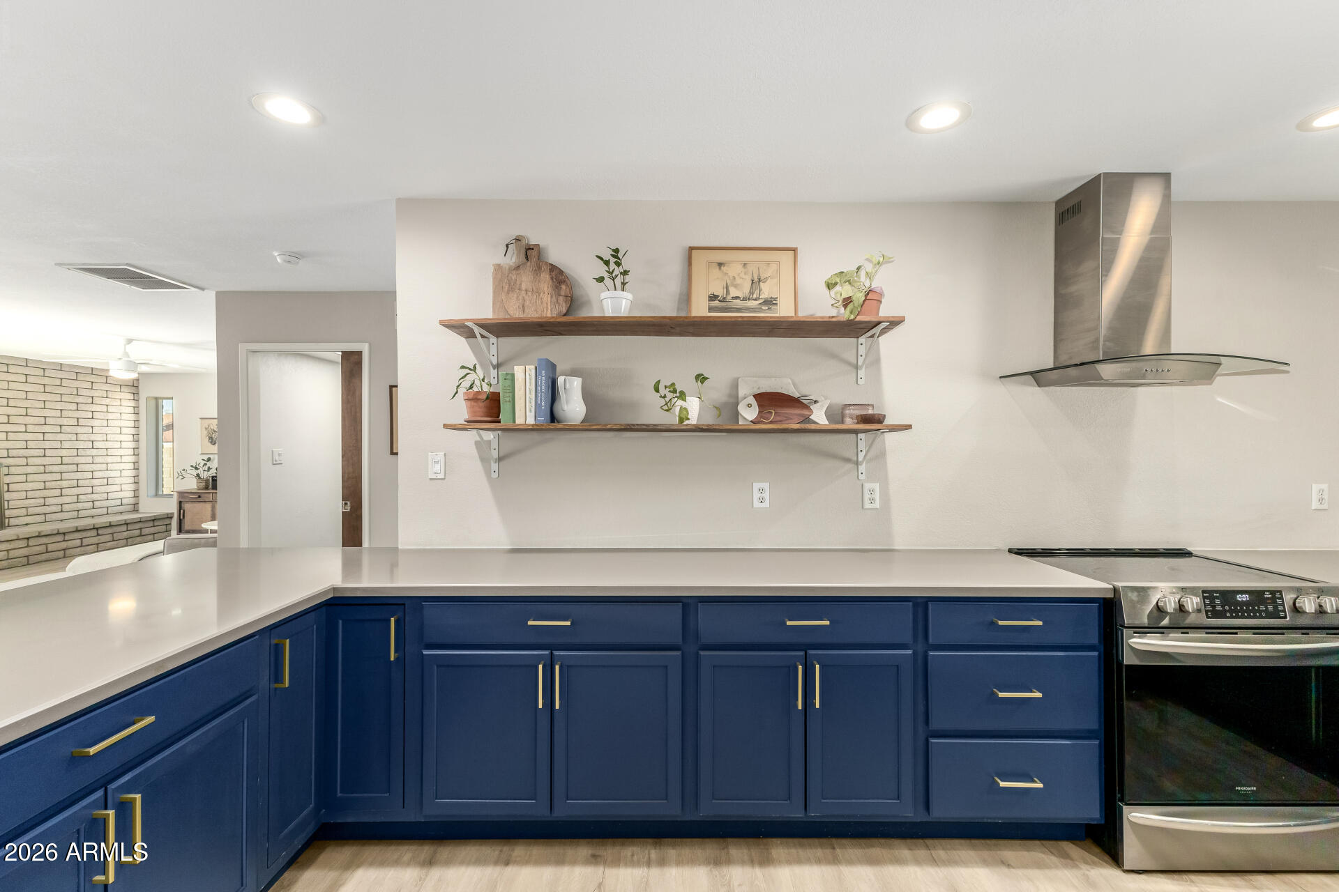 4639 W Corrine Drive