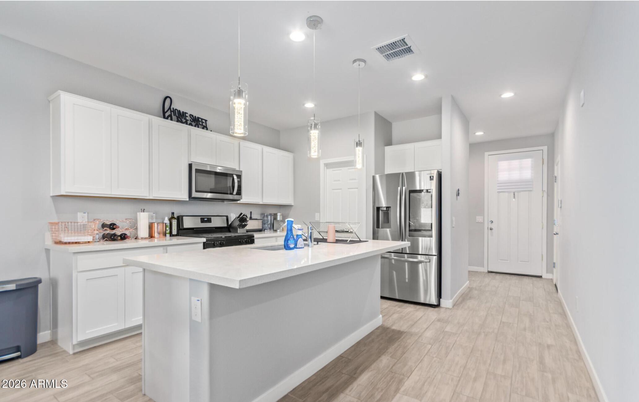 504 N 110TH Drive