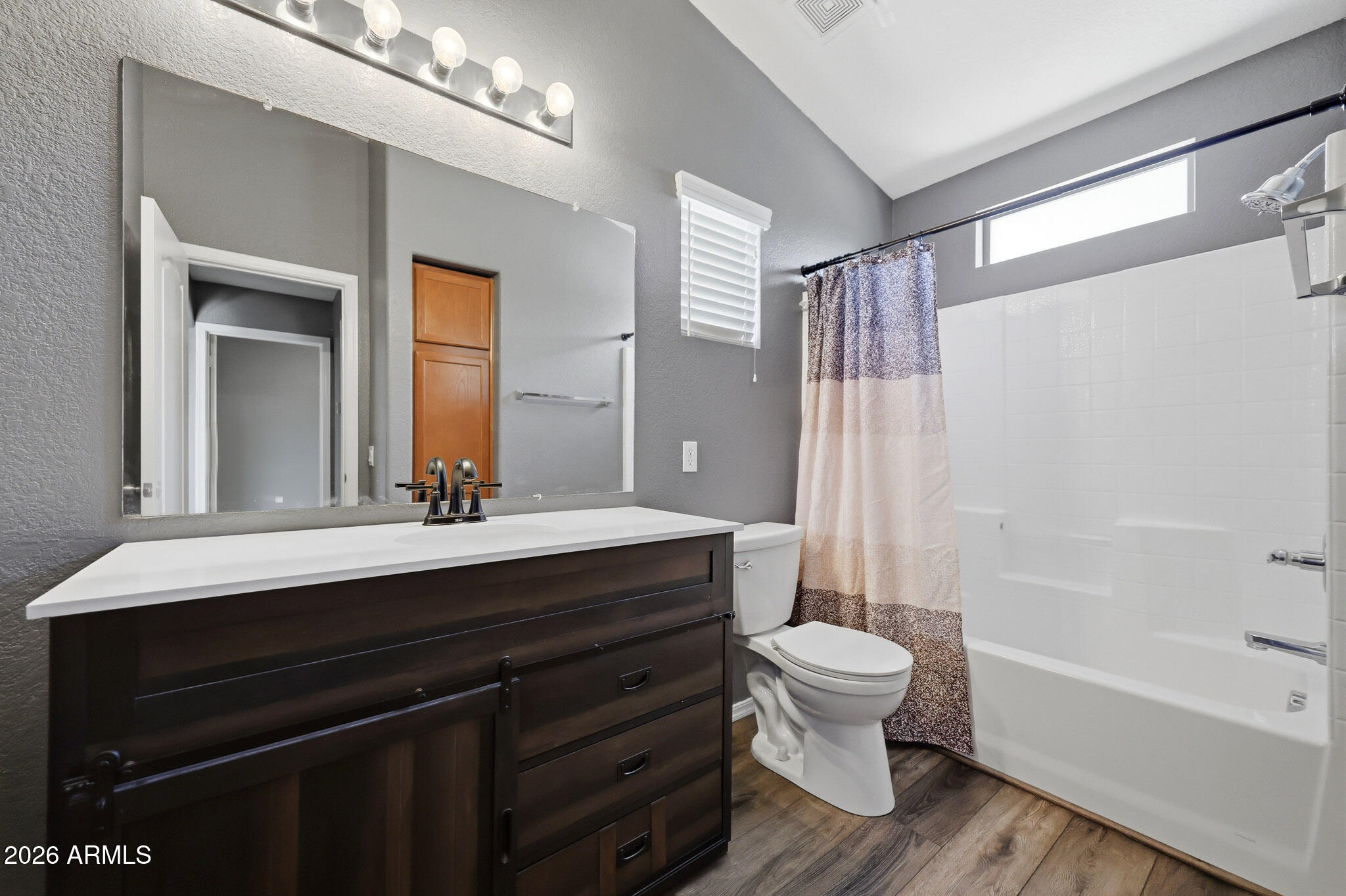 CANYON TRAILS COURTHOMES CONDOMINIUM - Residential