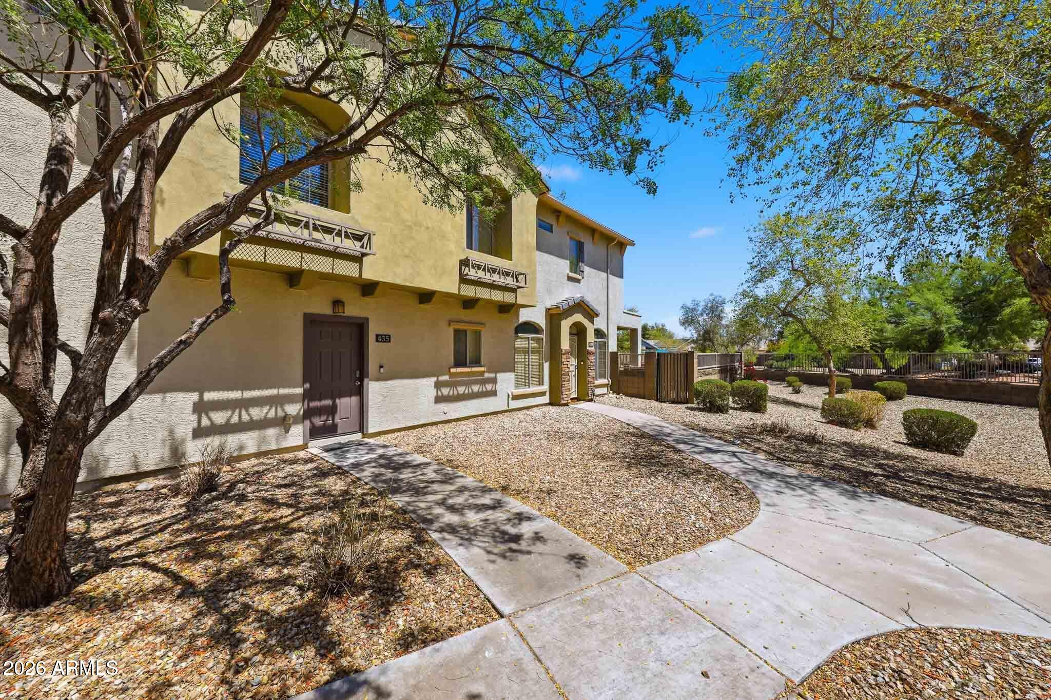 CANYON TRAILS COURTHOMES CONDOMINIUM - Residential
