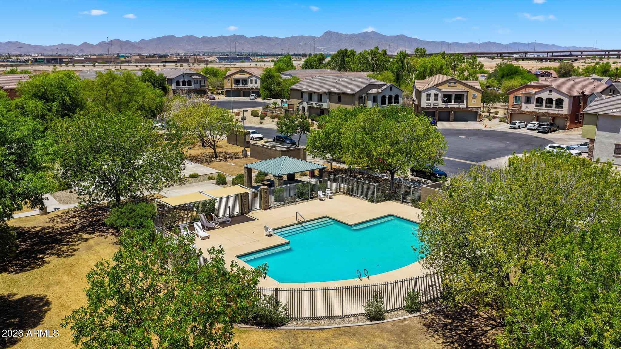 CANYON TRAILS COURTHOMES CONDOMINIUM - Residential