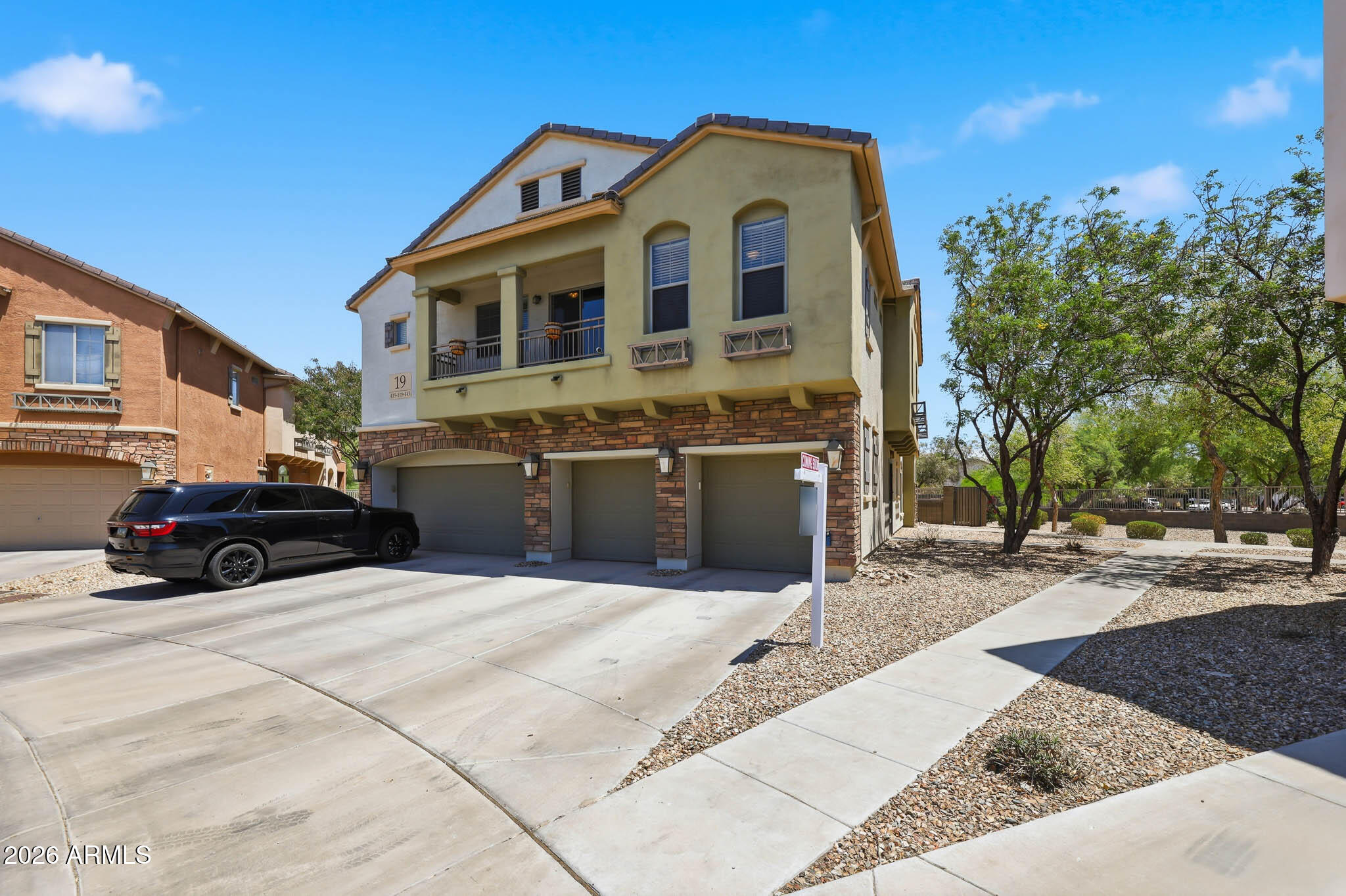 CANYON TRAILS COURTHOMES CONDOMINIUM - Residential