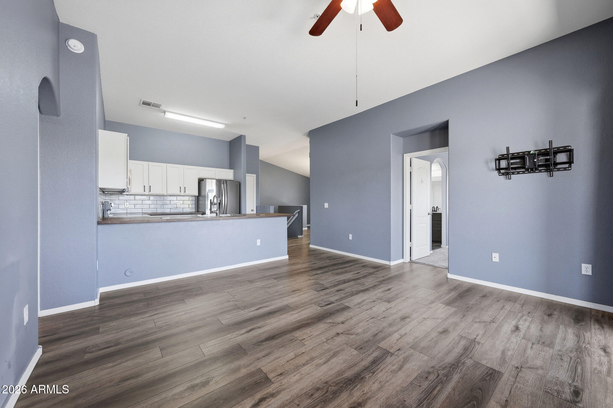 CANYON TRAILS COURTHOMES CONDOMINIUM - Residential