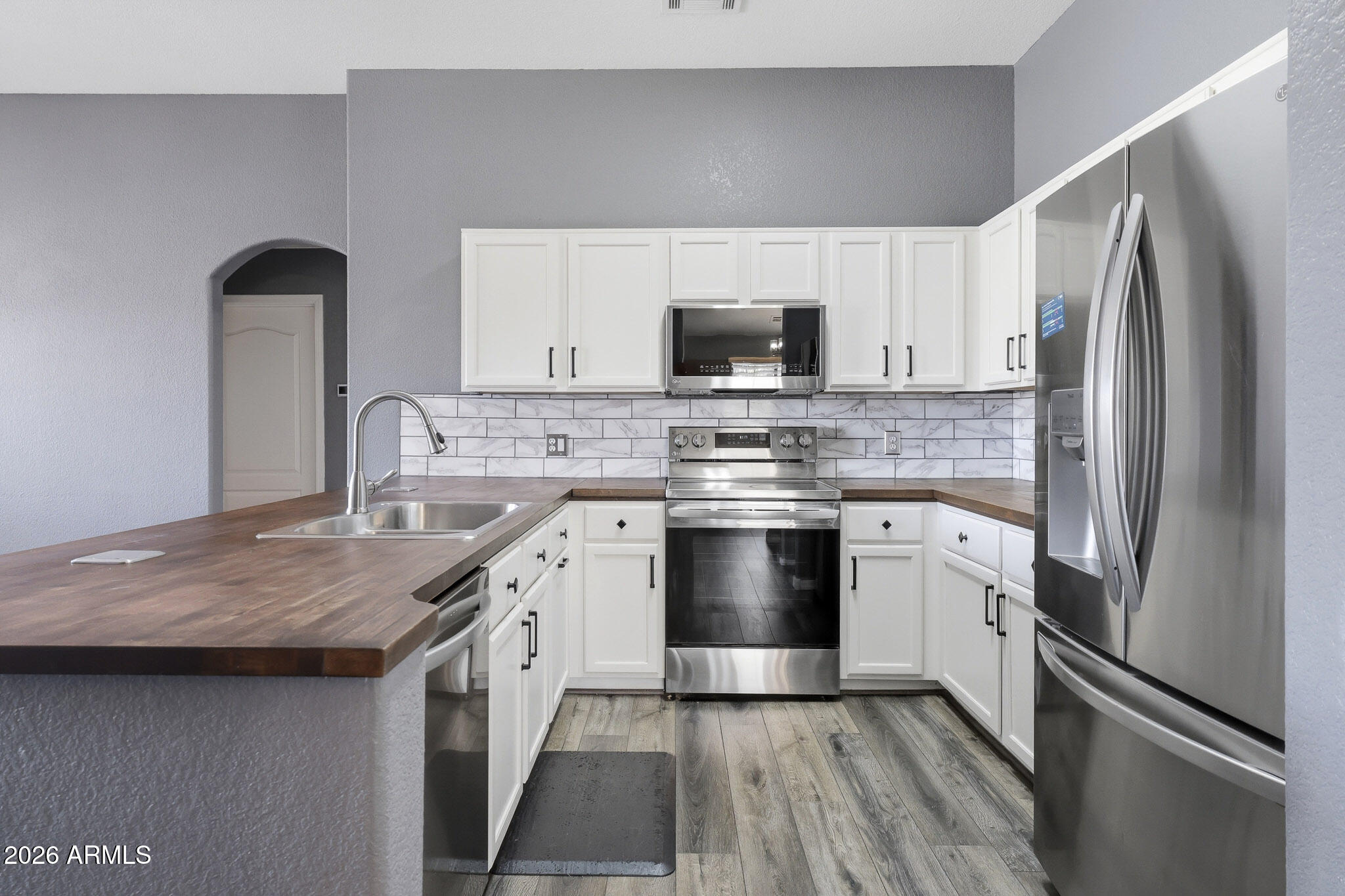 CANYON TRAILS COURTHOMES CONDOMINIUM - Residential
