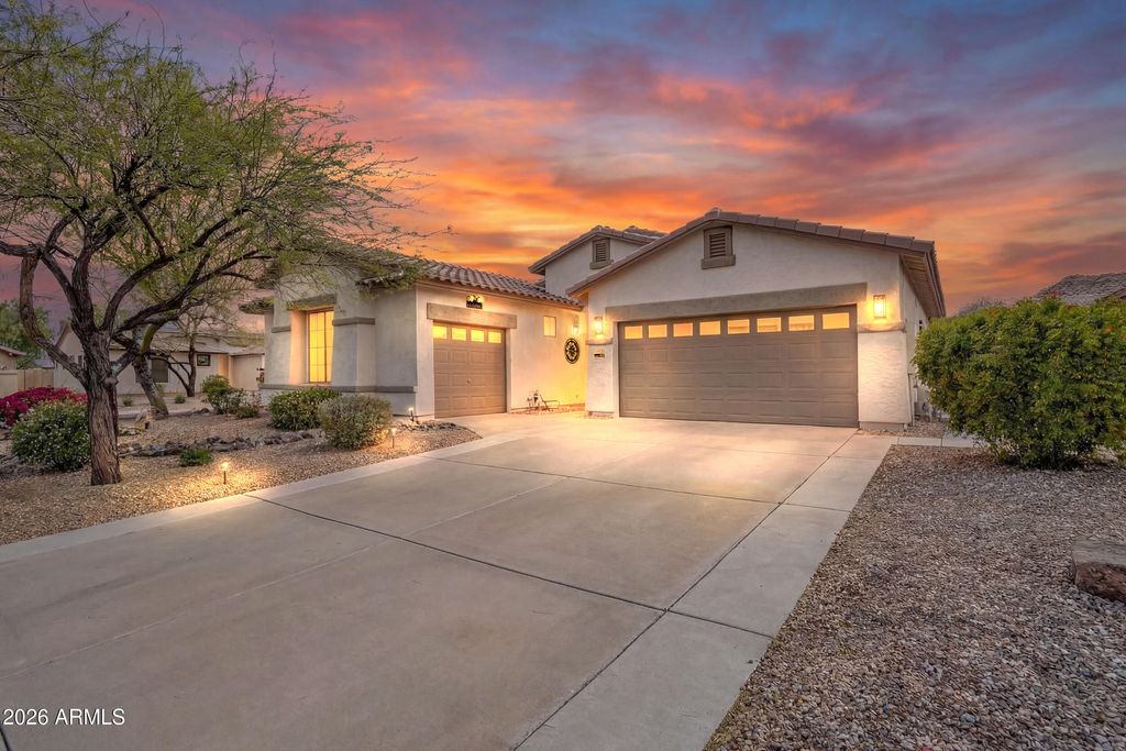 Photo of 18457 W Mcneil Street, Goodyear, AZ 85338 (MLS # 7000210)