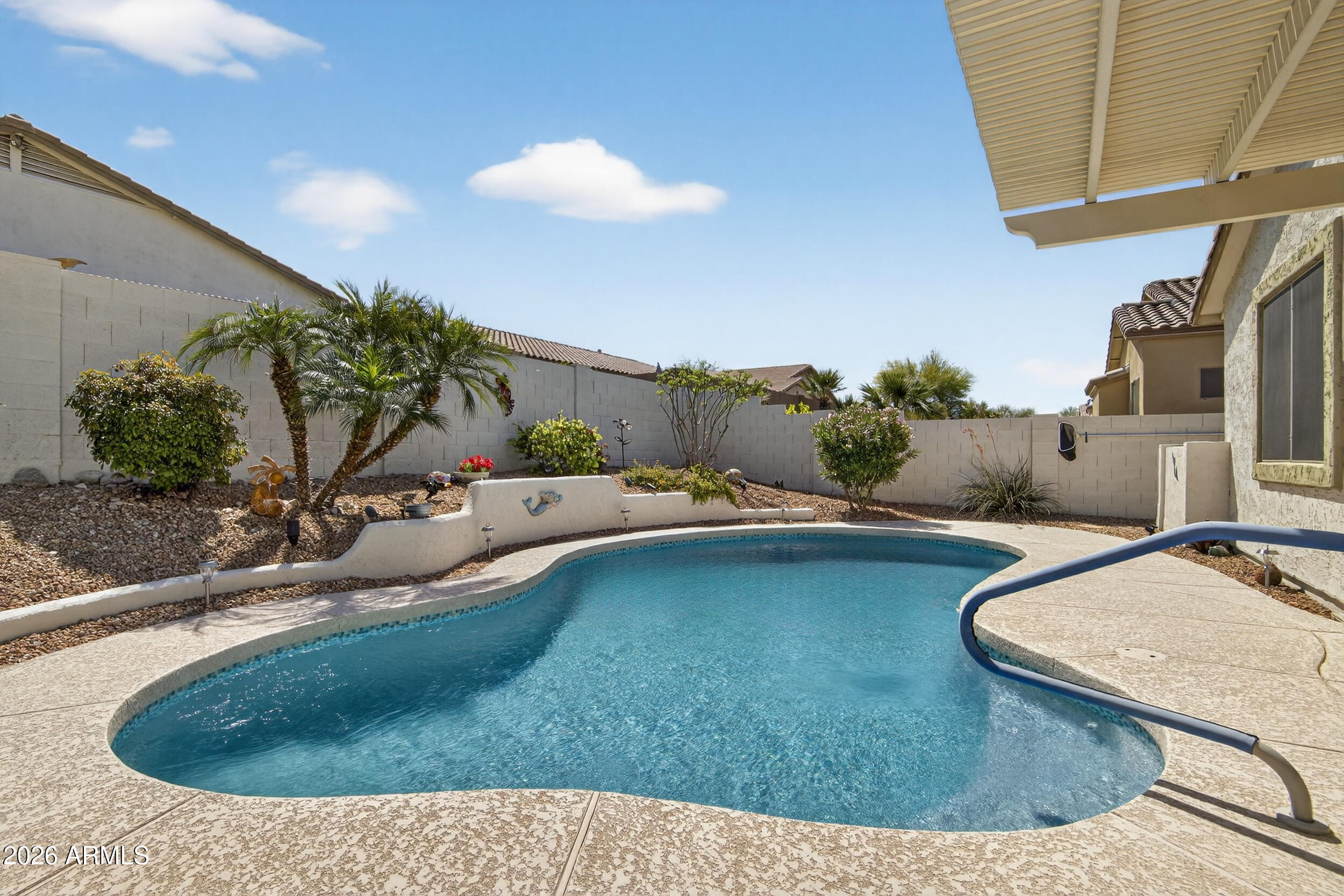 18457 W MCNEIL Street