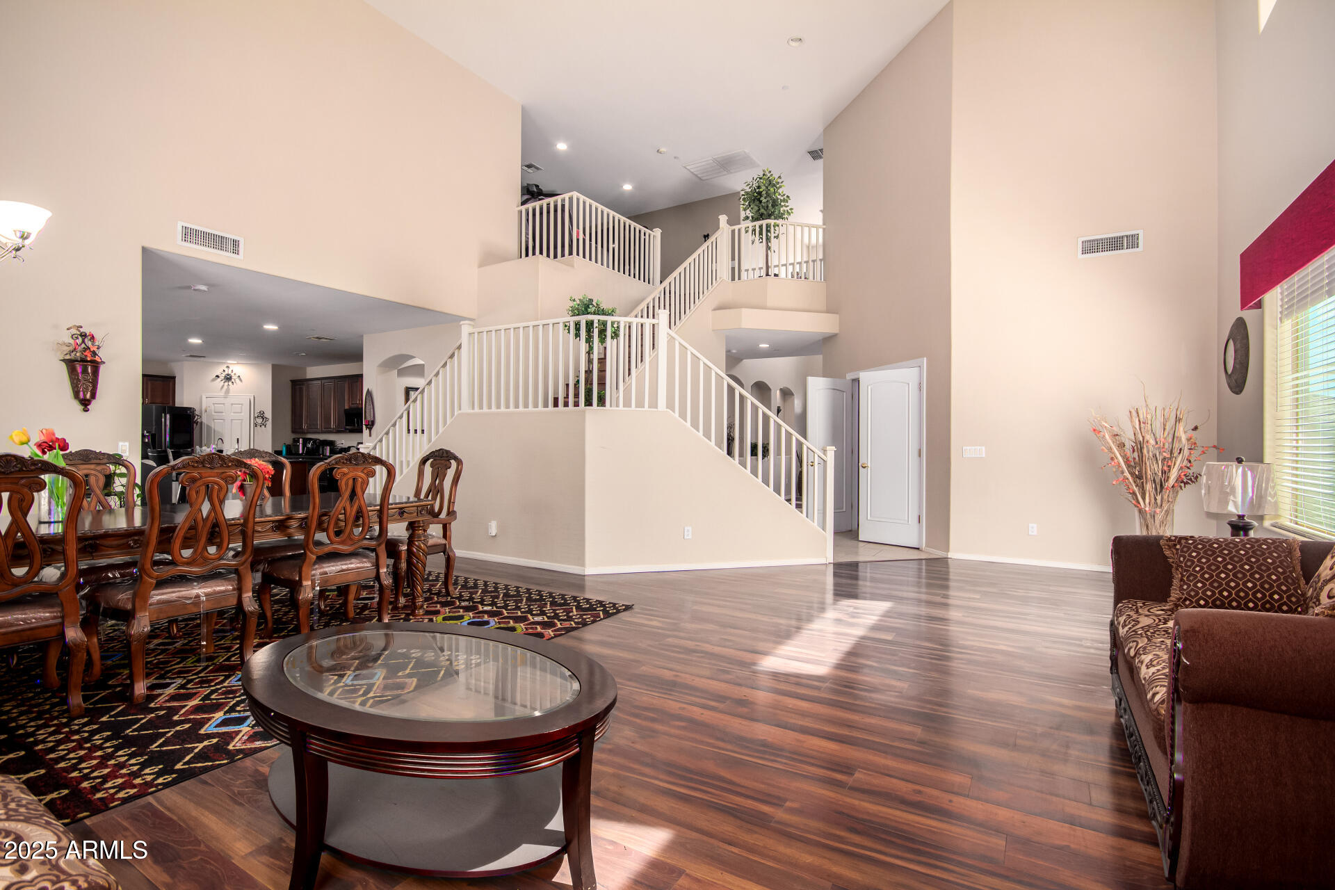 15322 W ELM Street