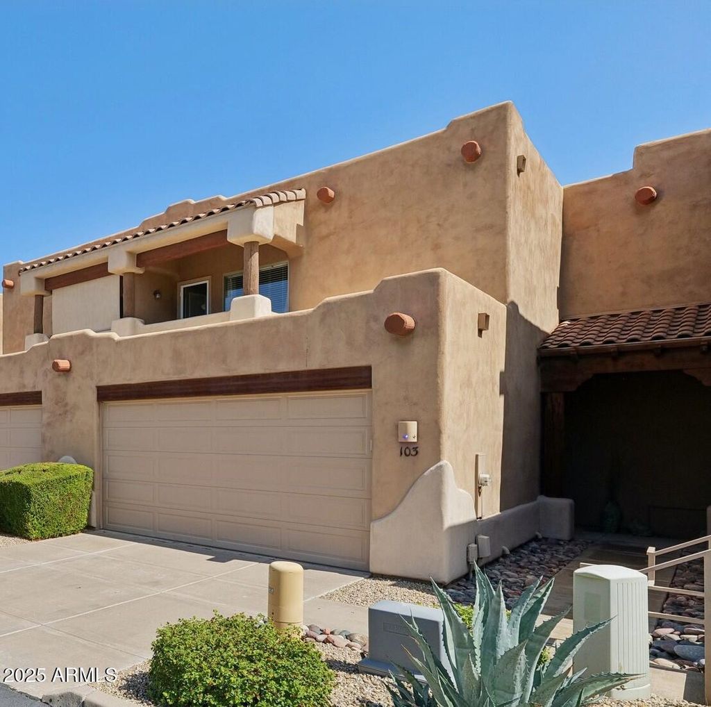 Photo of 13847 N Hamilton Drive #103, Fountain Hills, AZ 85268 (MLS # 6927228)