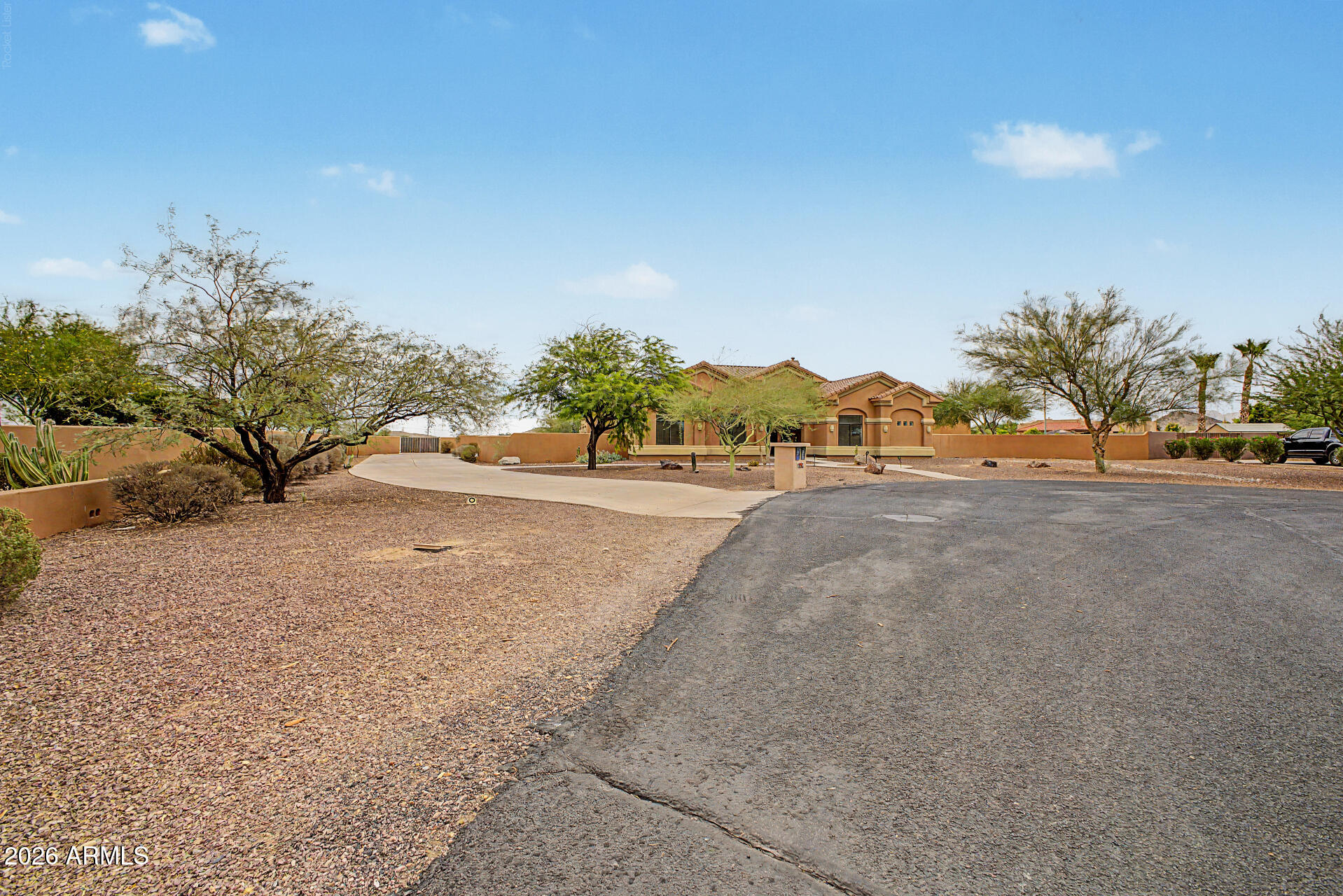 19516 W CORTO Lane