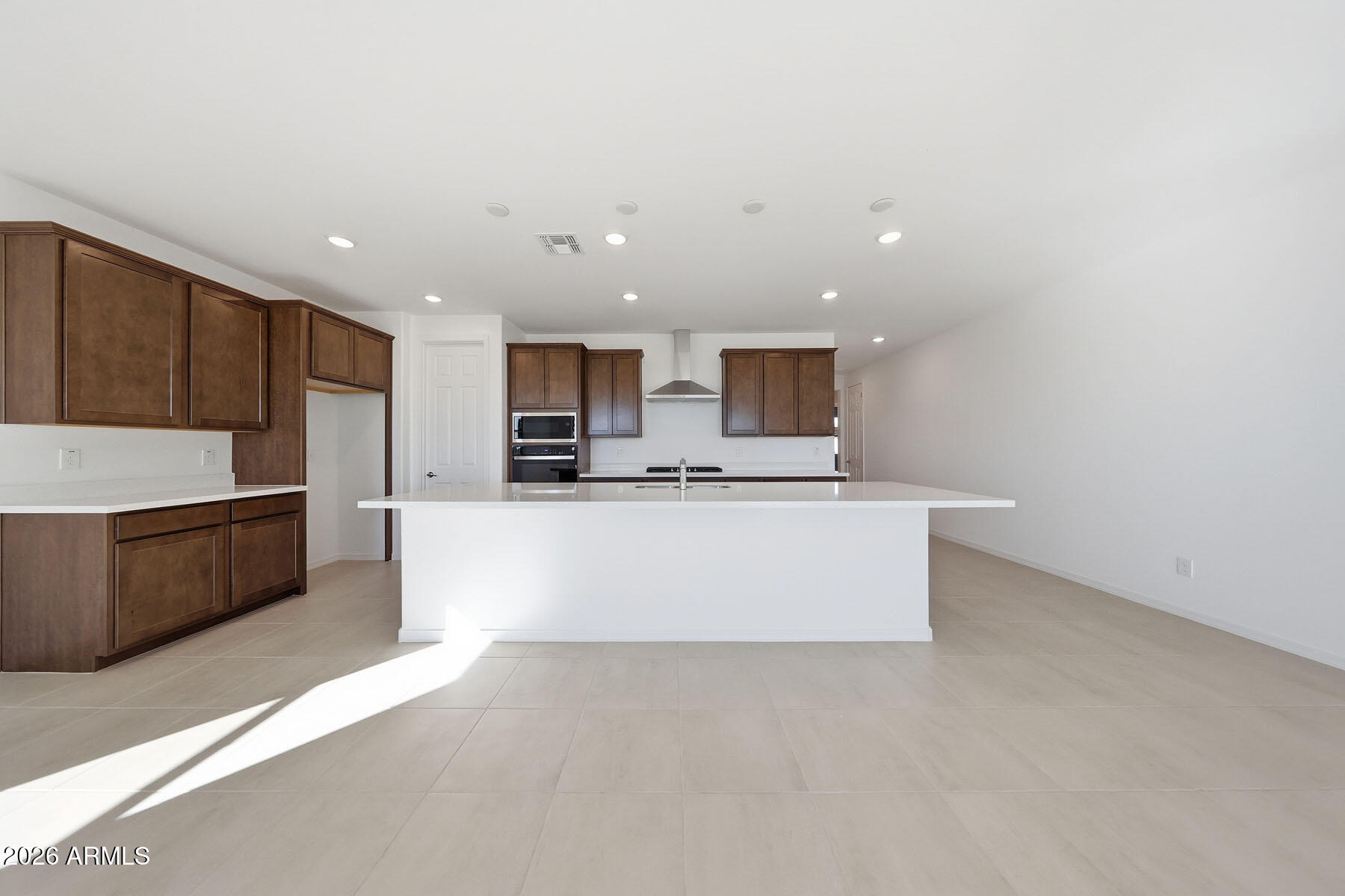 643 W Riparian Drive