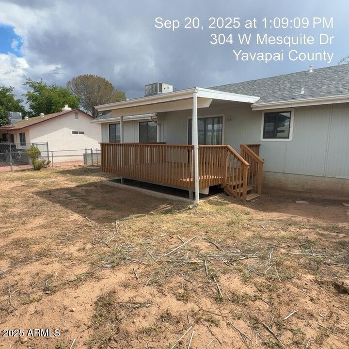 304 W MESQUITE Drive