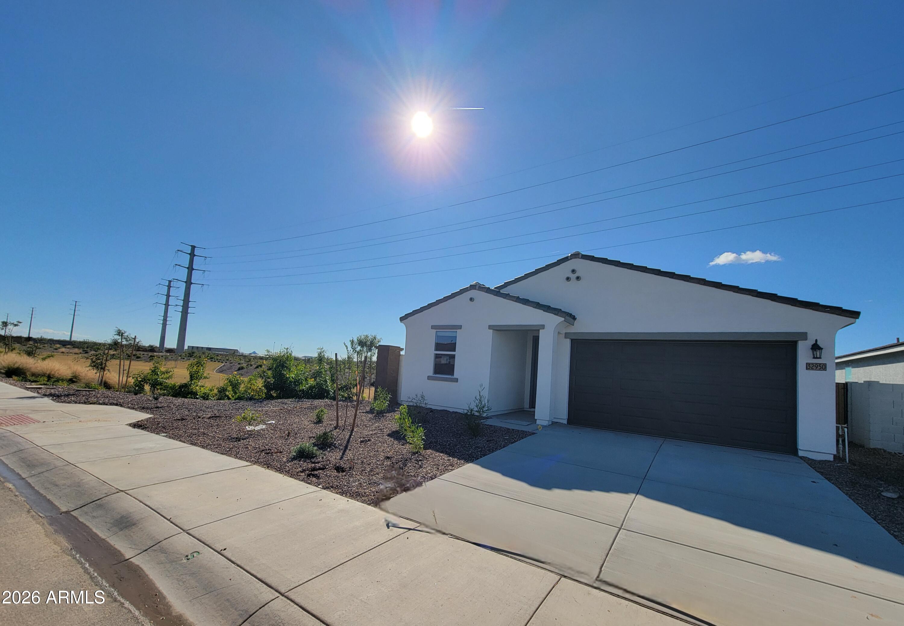 32950 N Vineyard Avenue