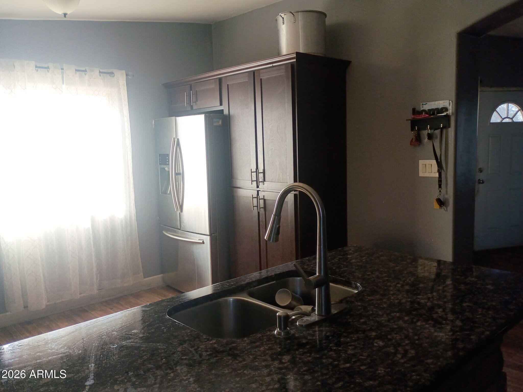 1914 E ILLINI Street