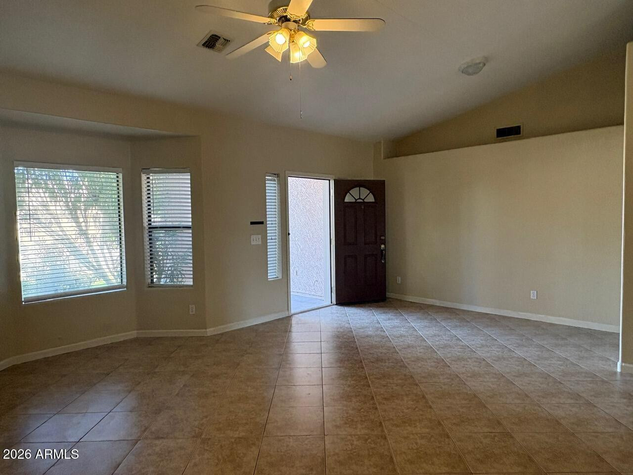 1913 E Marquette Drive