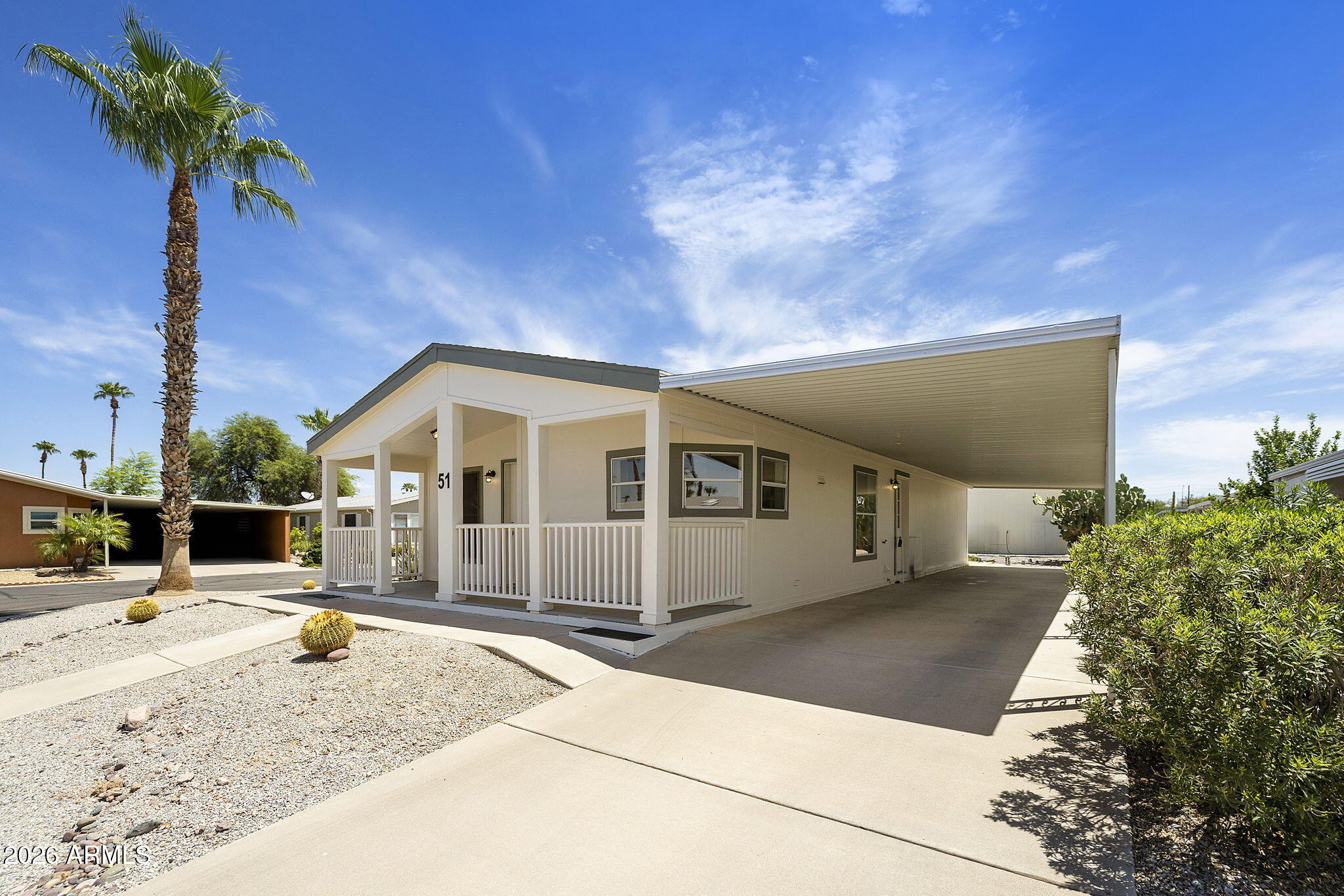 3700 S TOMAHAWK Road 51