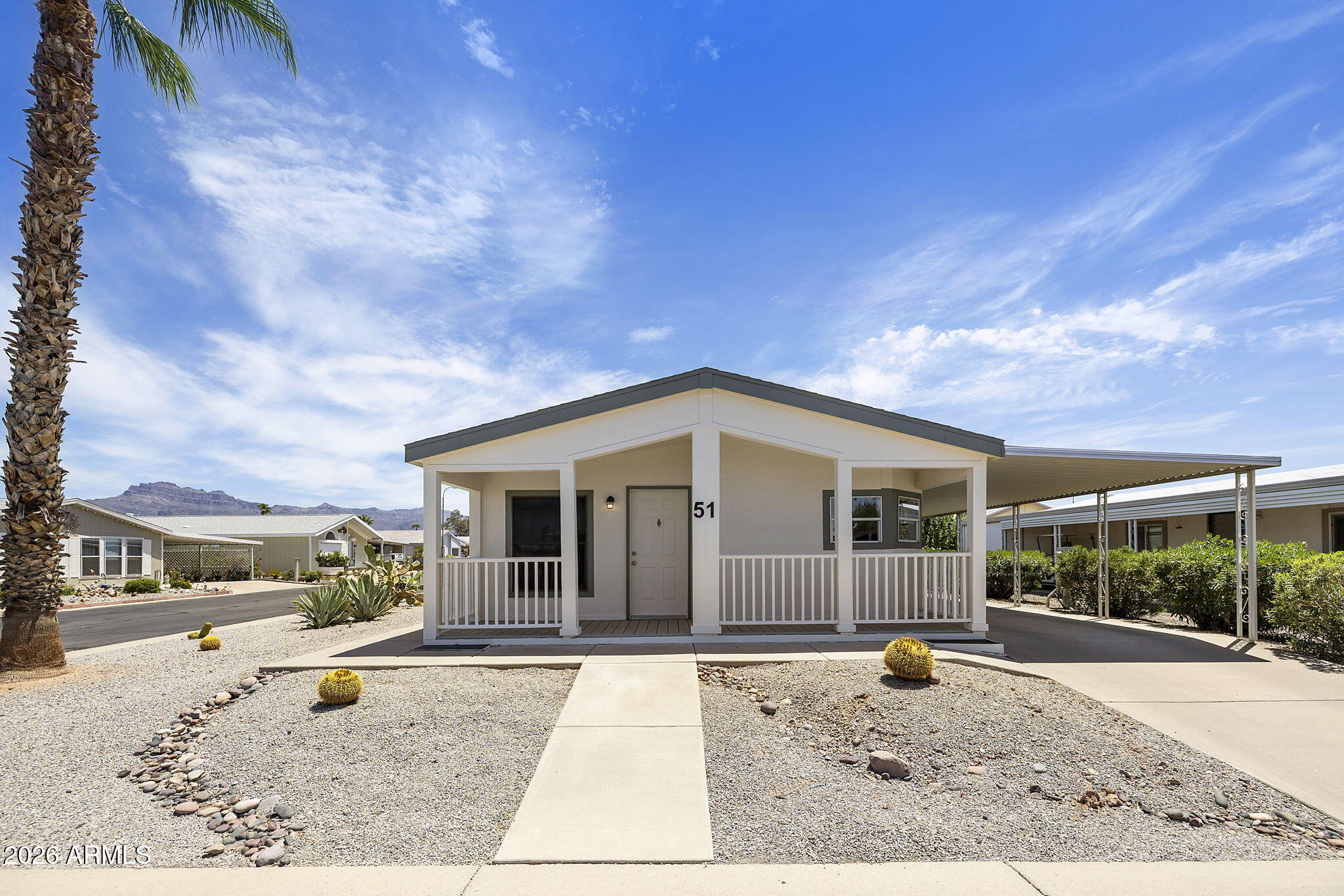 3700 S TOMAHAWK Road 51