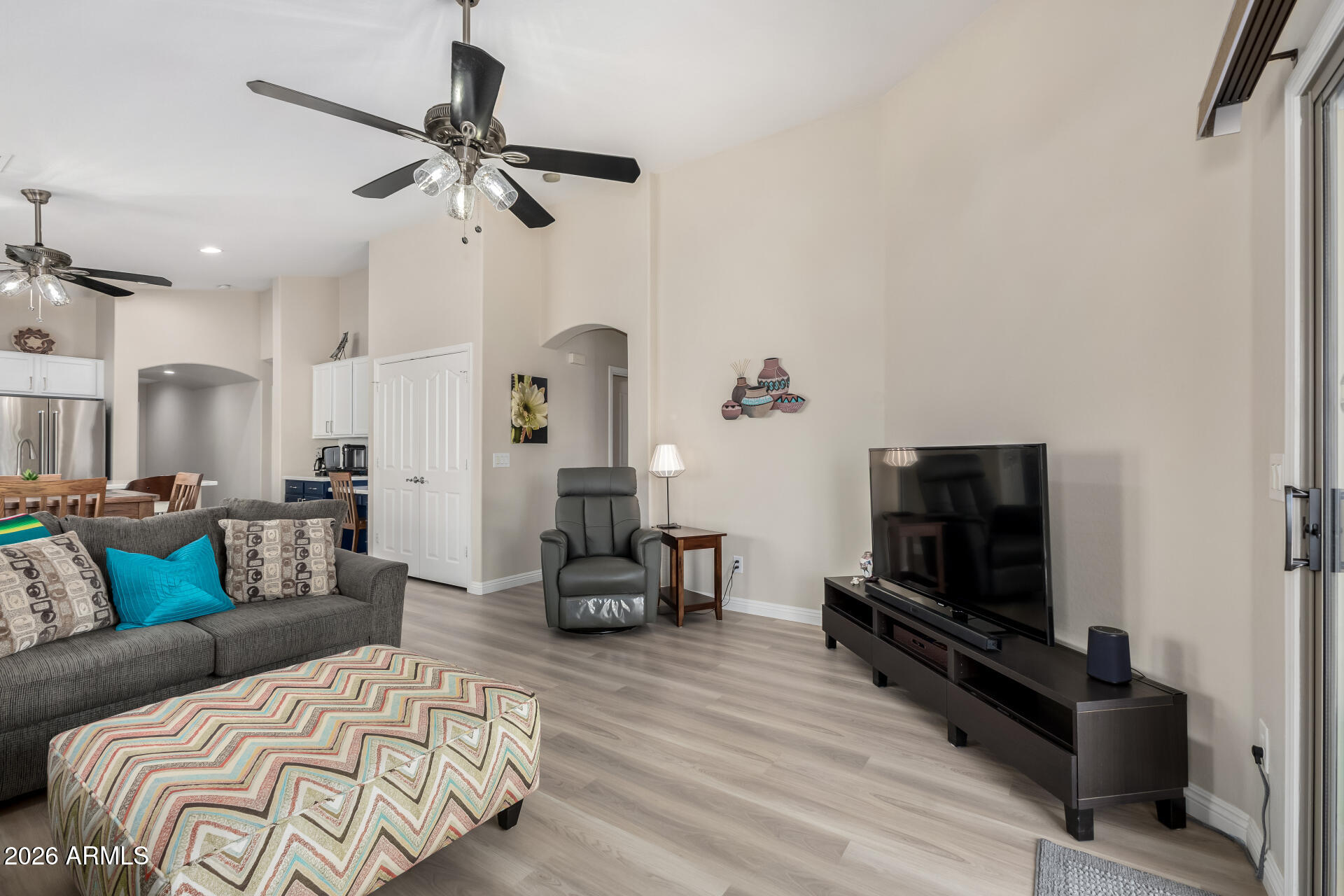 Properties 4 41737 W SOMERSET Drive