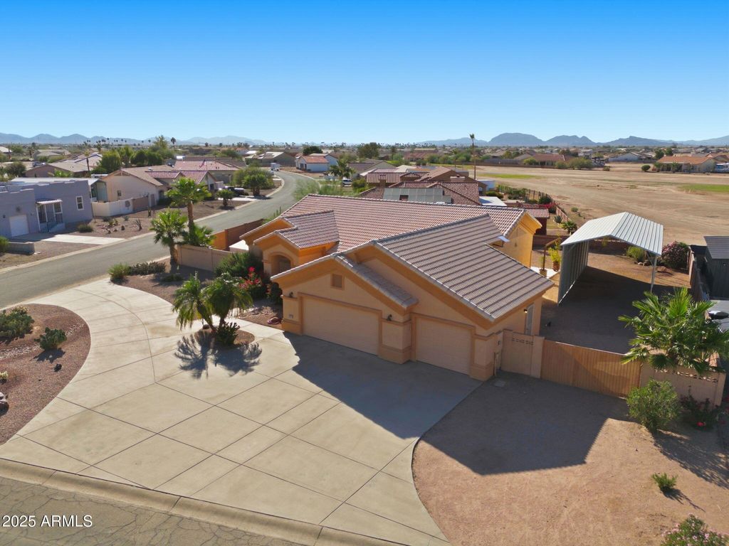 Photo of 14870 S Country Club Way S, Arizona City, AZ 85123 (MLS # 6946072)