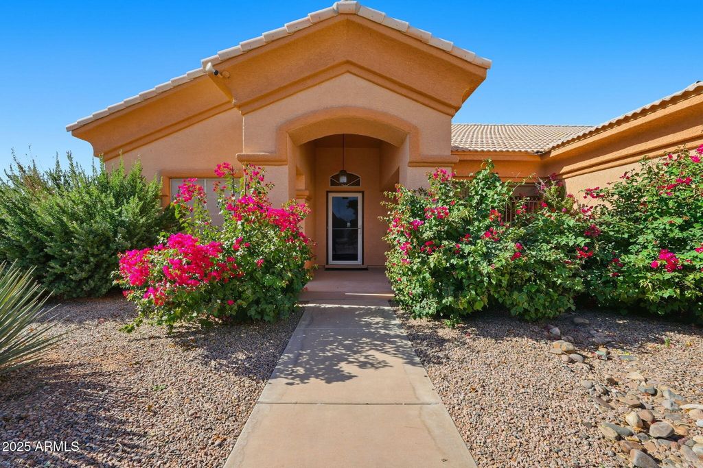 Photo of 14870 S Country Club Way S, Arizona City, AZ 85123 (MLS # 6946072)