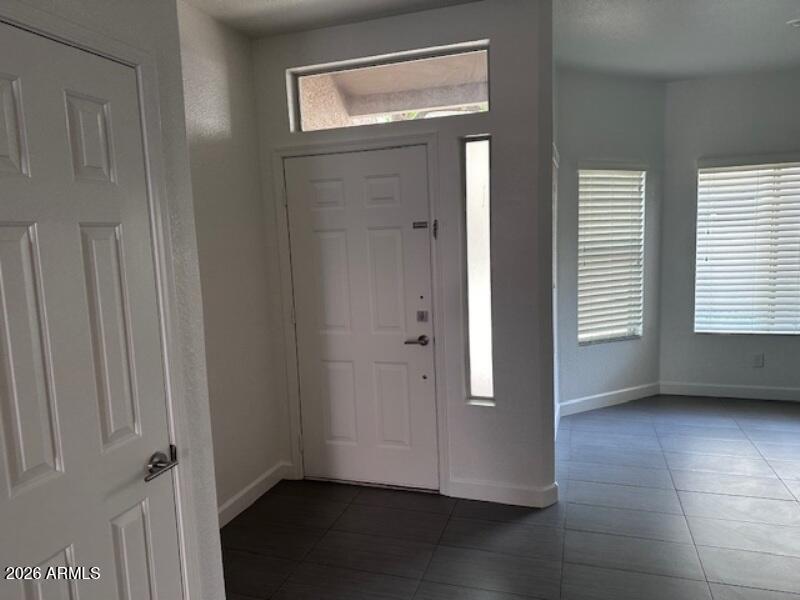 500 N Roosevelt Avenue 120