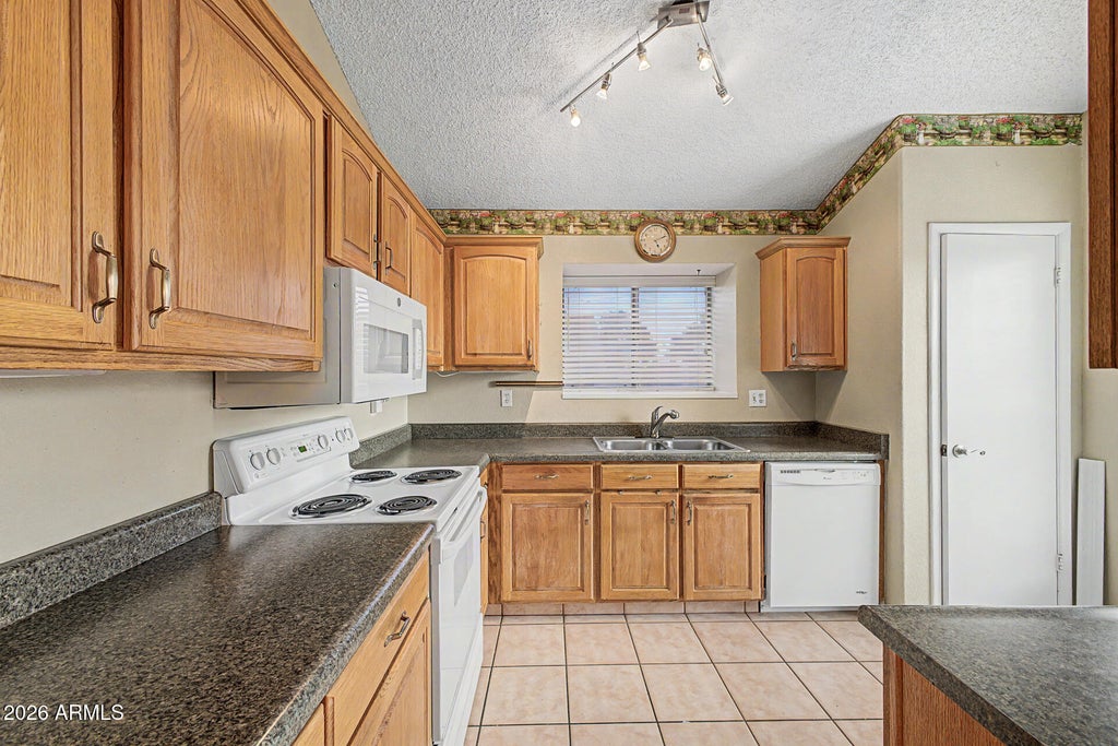 Photo of 8845 W Palo Verde Avenue, Peoria, AZ 85345 (MLS # 7053504)