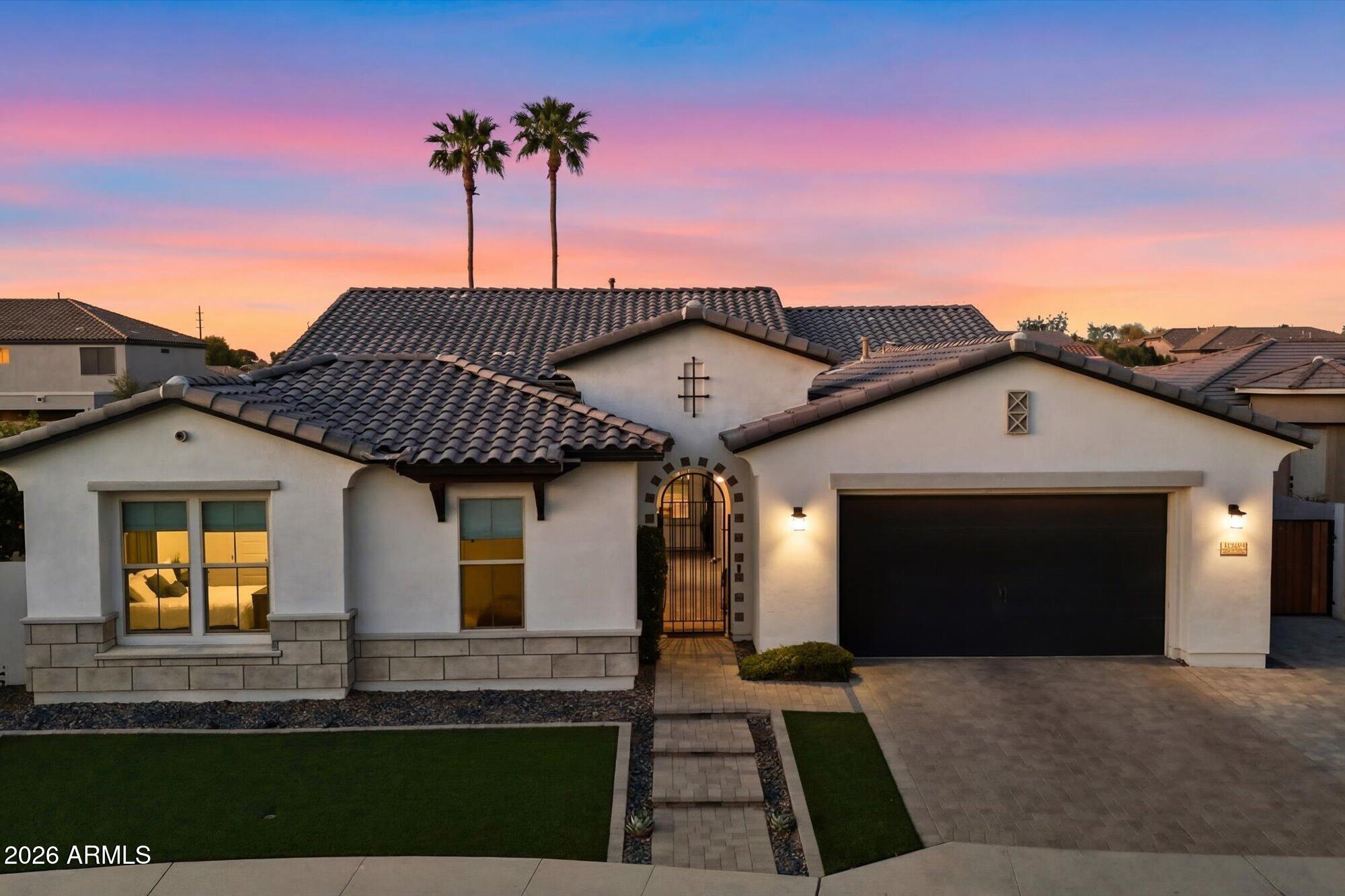 2080 E AQUARIUS Place