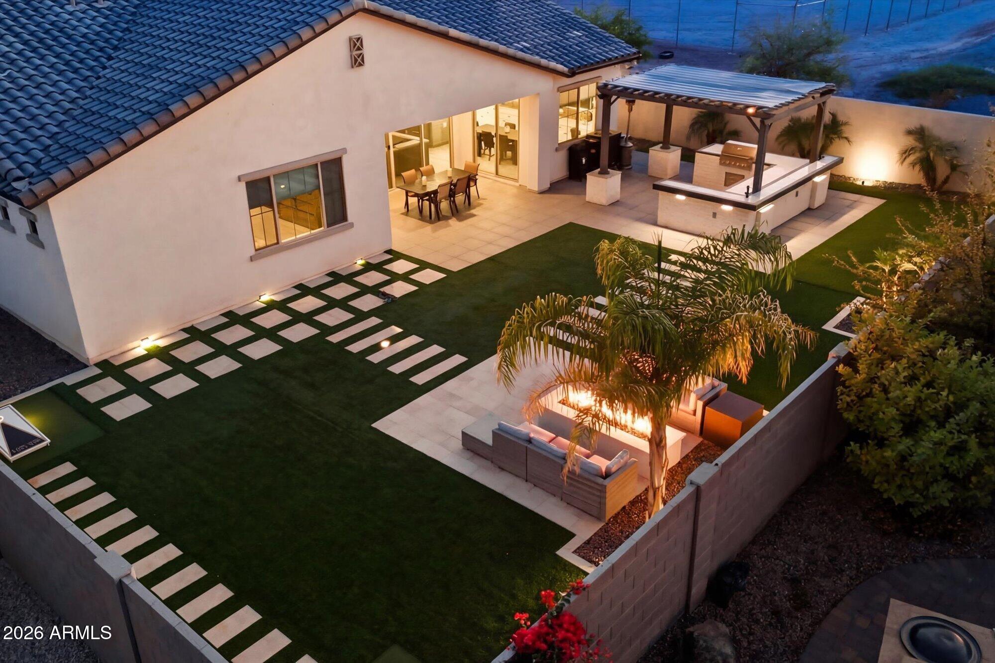 2080 E AQUARIUS Place