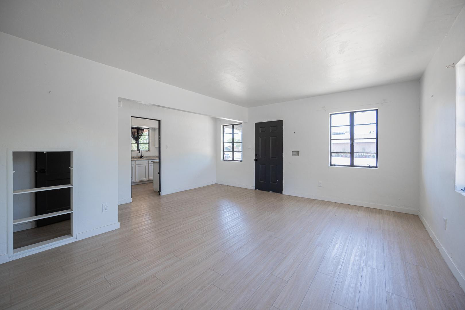 412 W 13TH Street