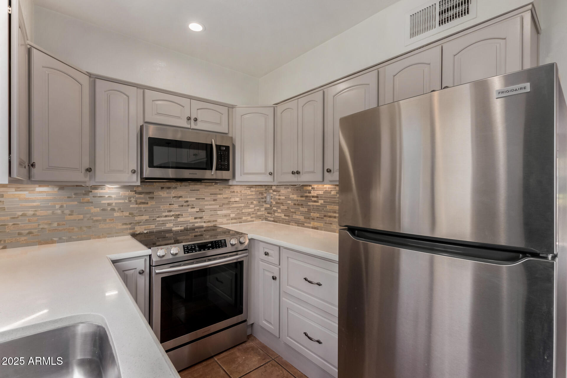 4630 N 68TH Street 264