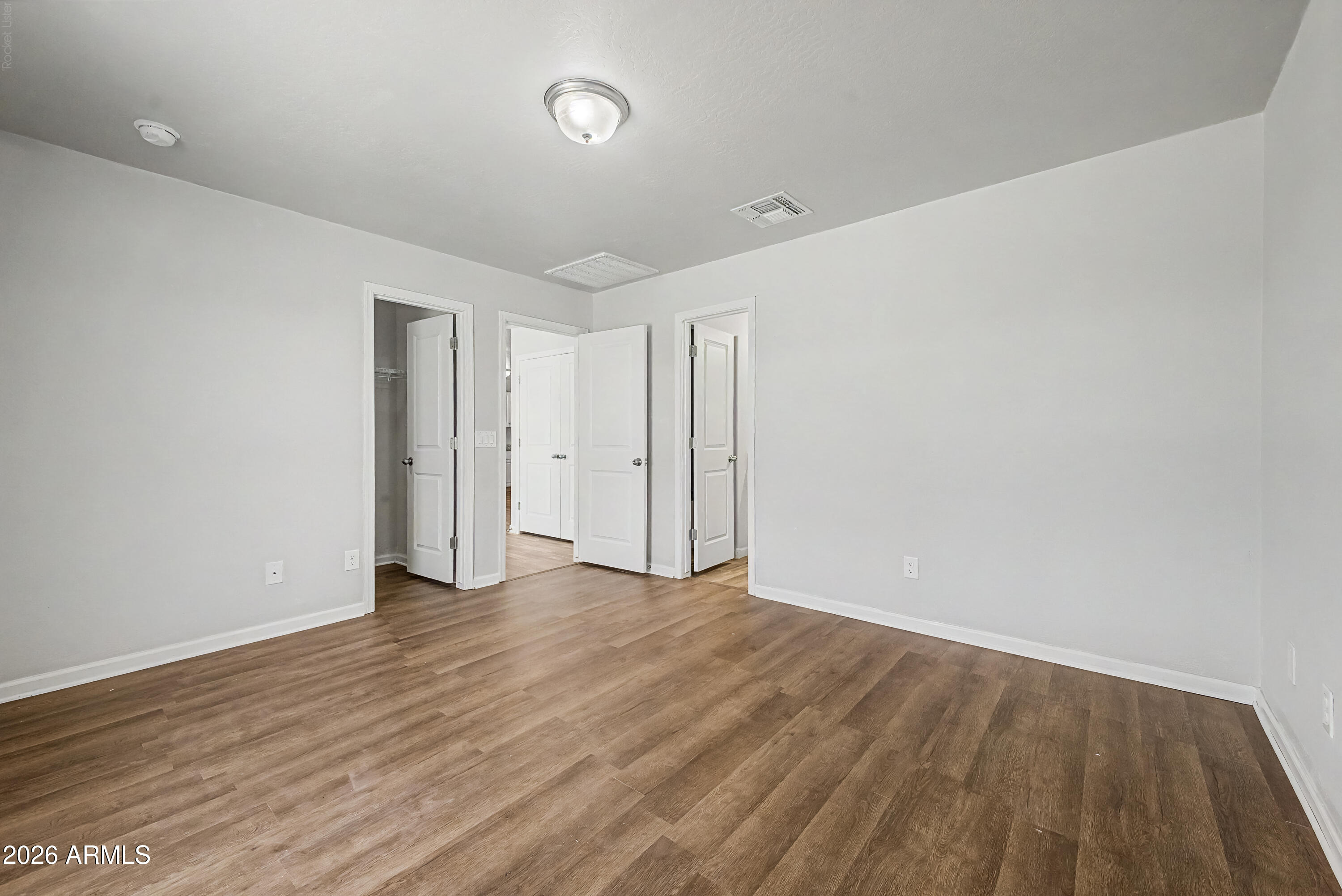 159 E IMPALA Place