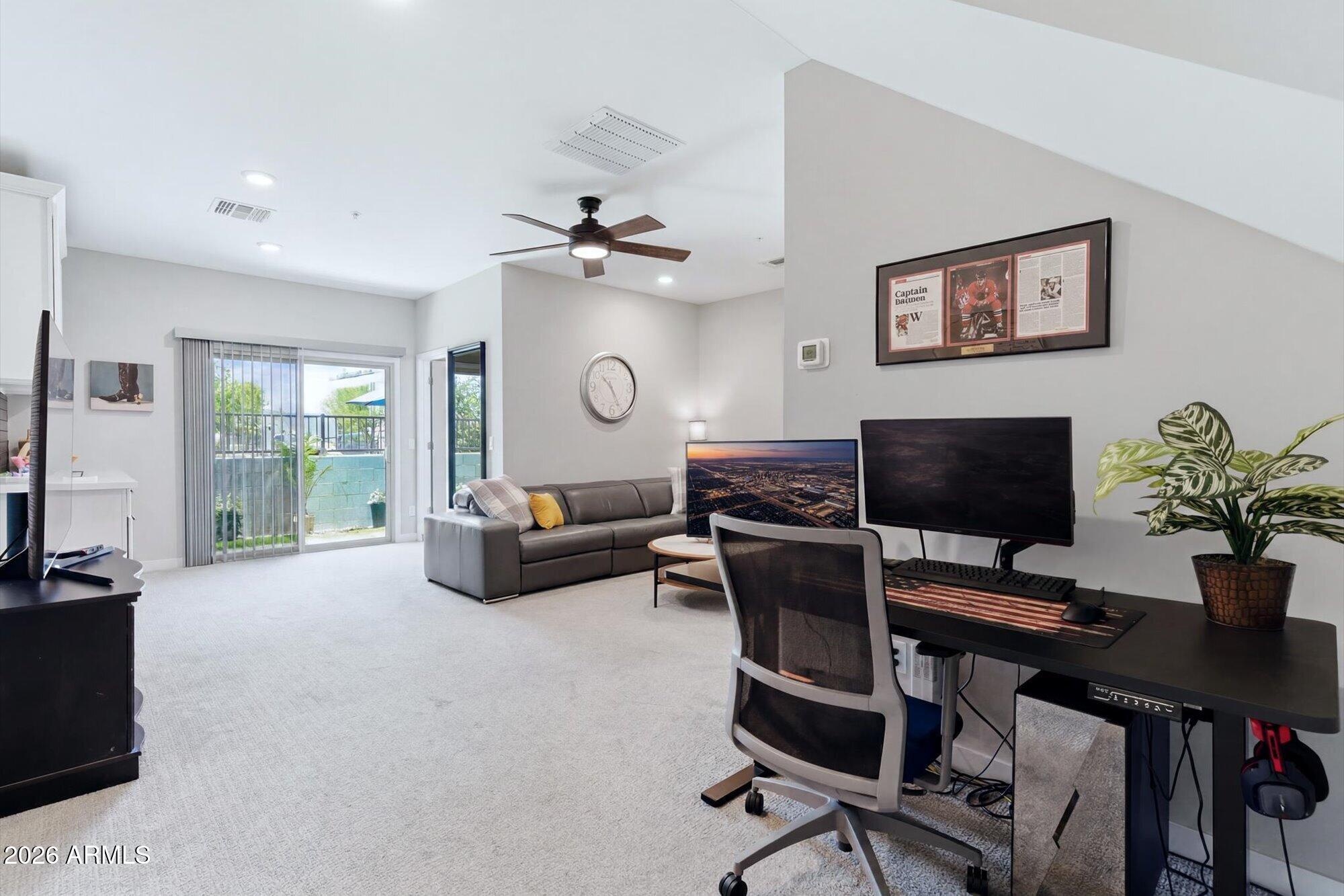 2279 W LAURIE Lane