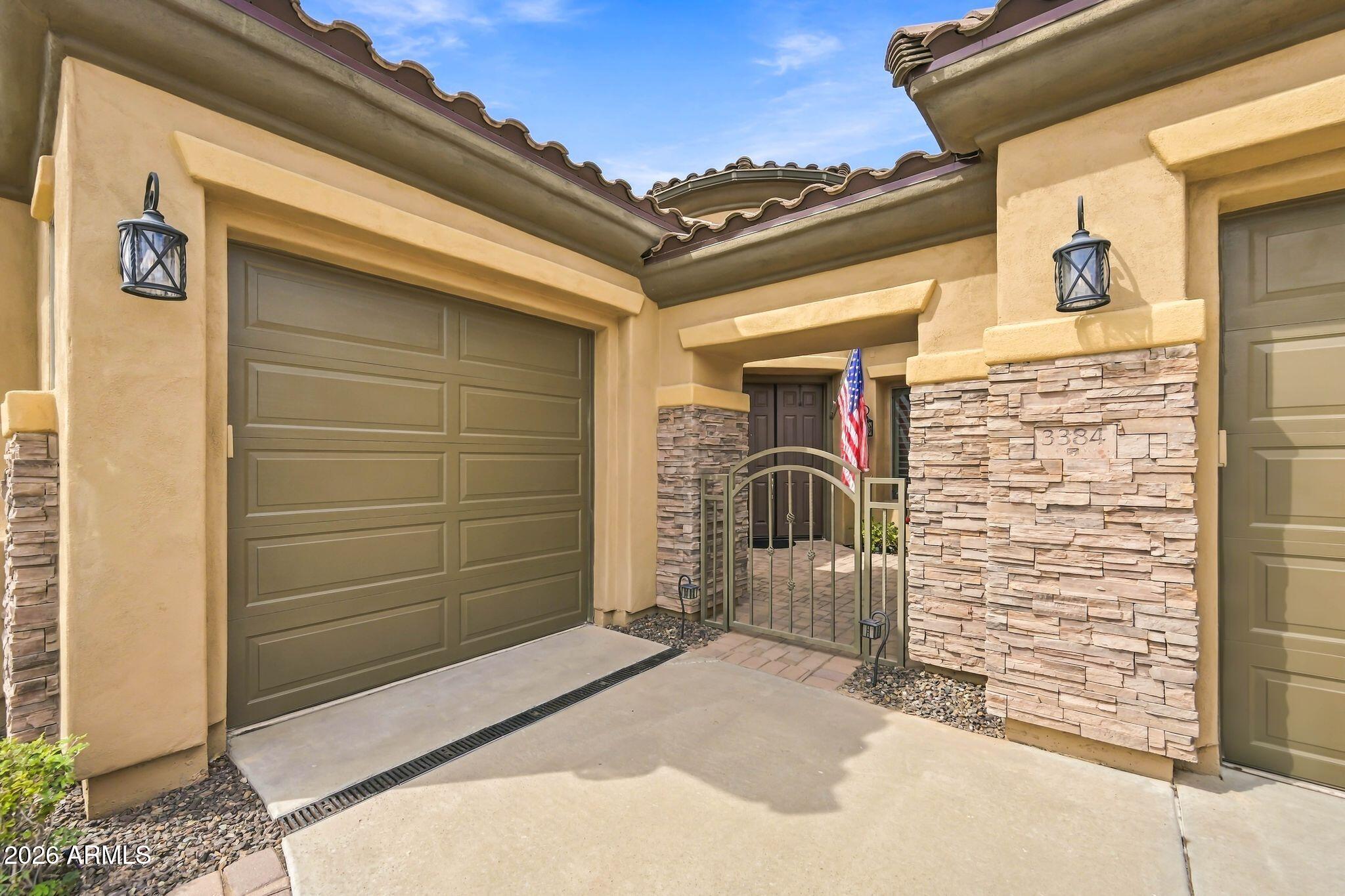 3384 E Cardinal Way