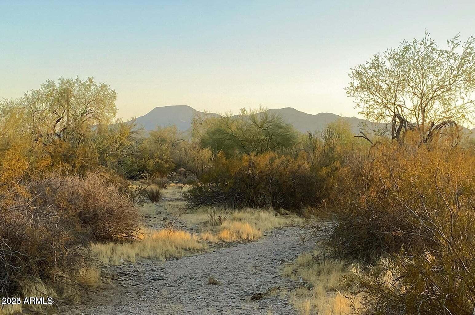 TBD Liebre Rd. Lot A 2.7 acres -- -