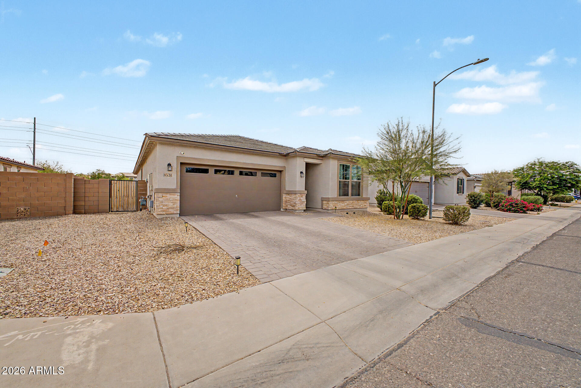 1631 E PAUL Drive