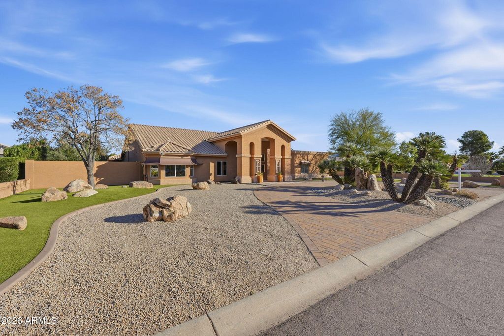 Photo of 5332 W Misty Willow Lane, Glendale, AZ 85310 (MLS # 6988070)