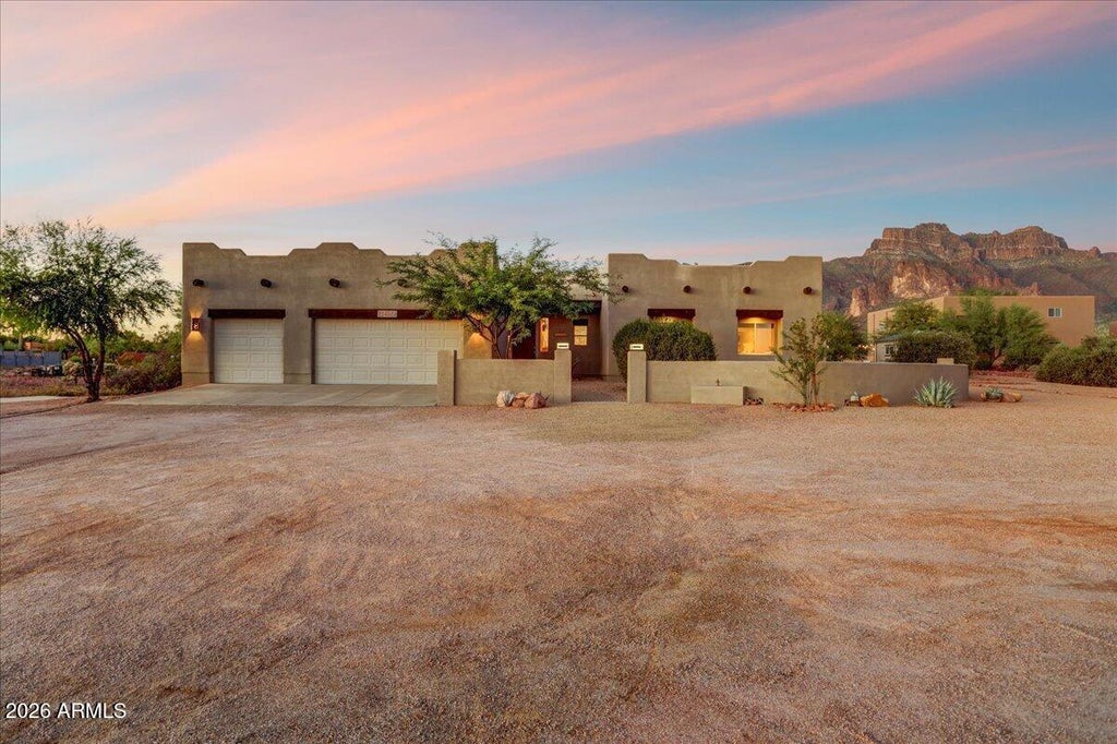 Photo of 5486 E 6th Avenue, Apache Junction, AZ 85119 (MLS # 7092938)