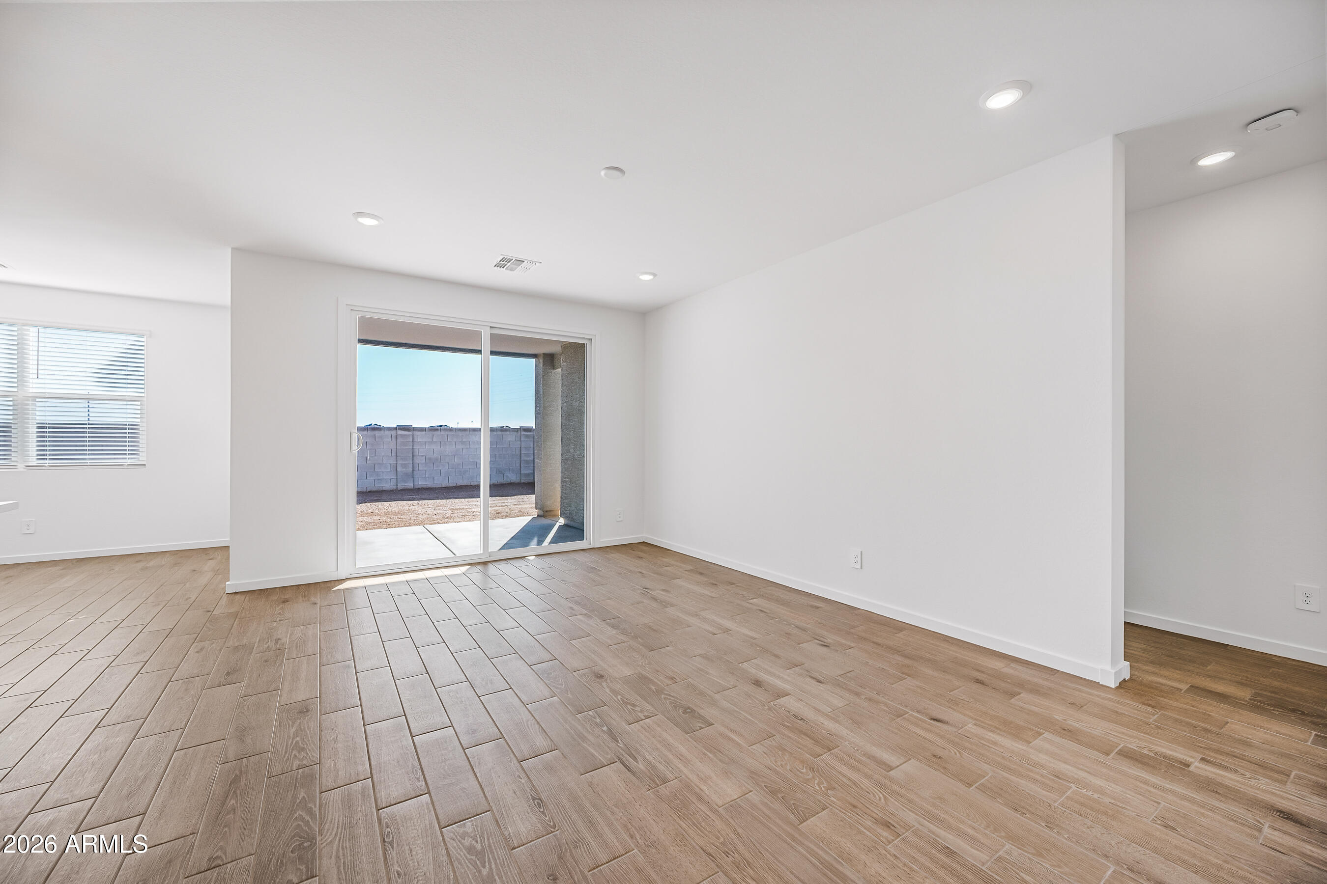 2563 E Grenache Road