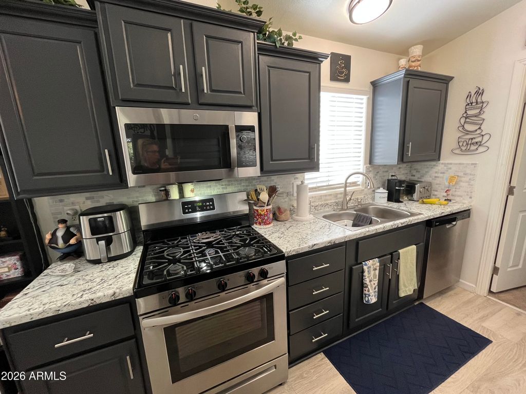 Photo of 10960 N 67th Avenue #189, Glendale, AZ 85304 (MLS # 6990444)