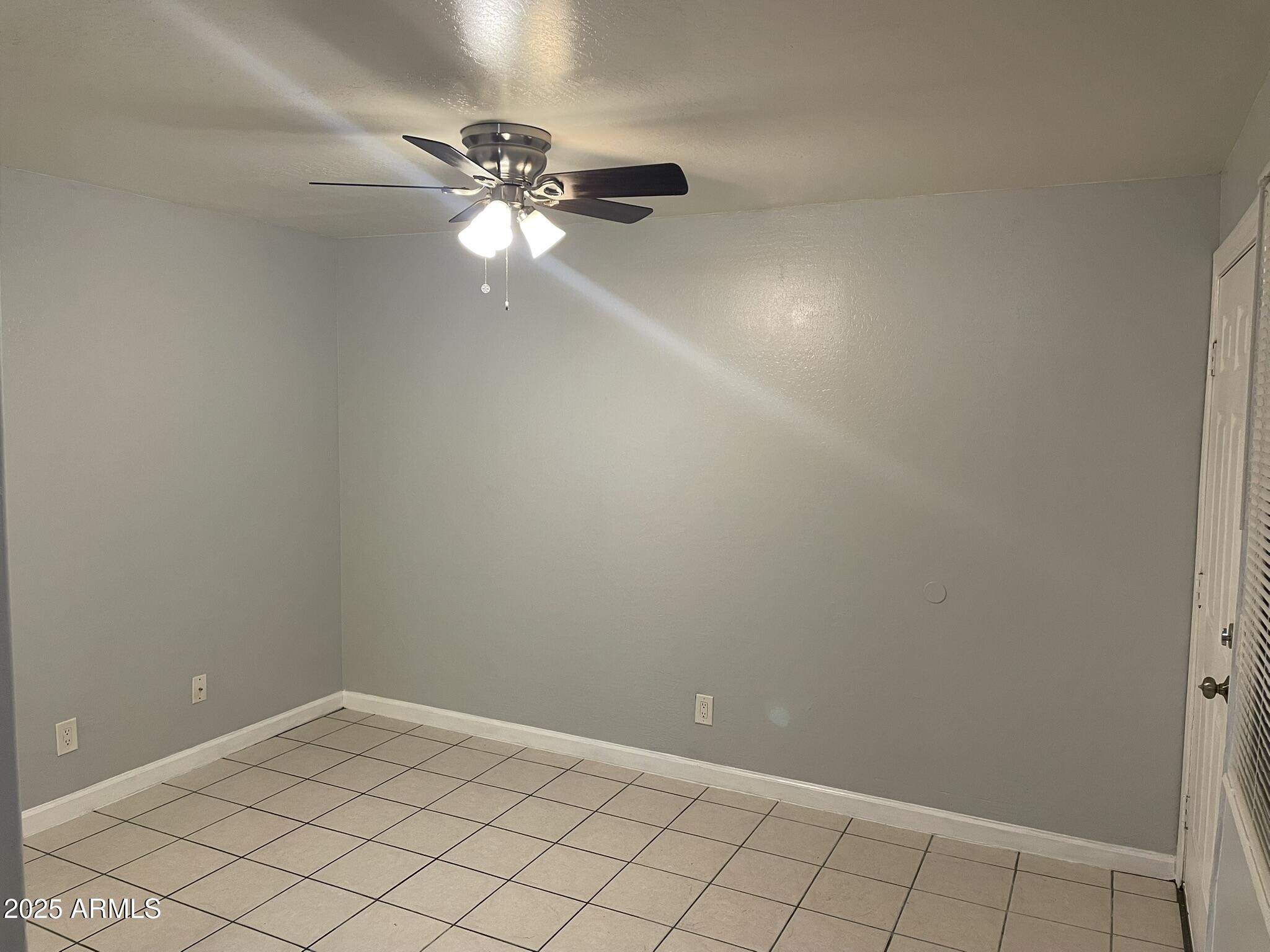 602 E TOWNLEY Avenue 305